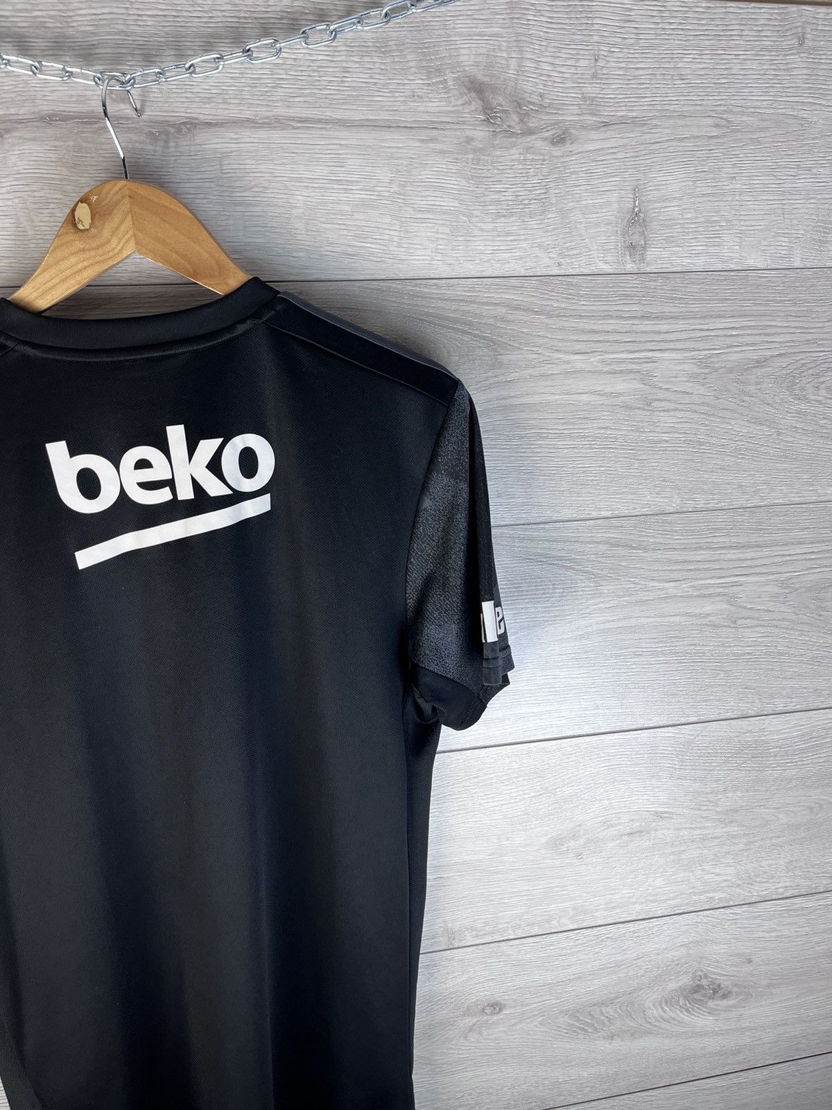 Adidas Men’s soccer jersey Adidas Fc Besiktas 19/20s size m Size US M / EU 48-50 / 2 - 11 Thumbnail