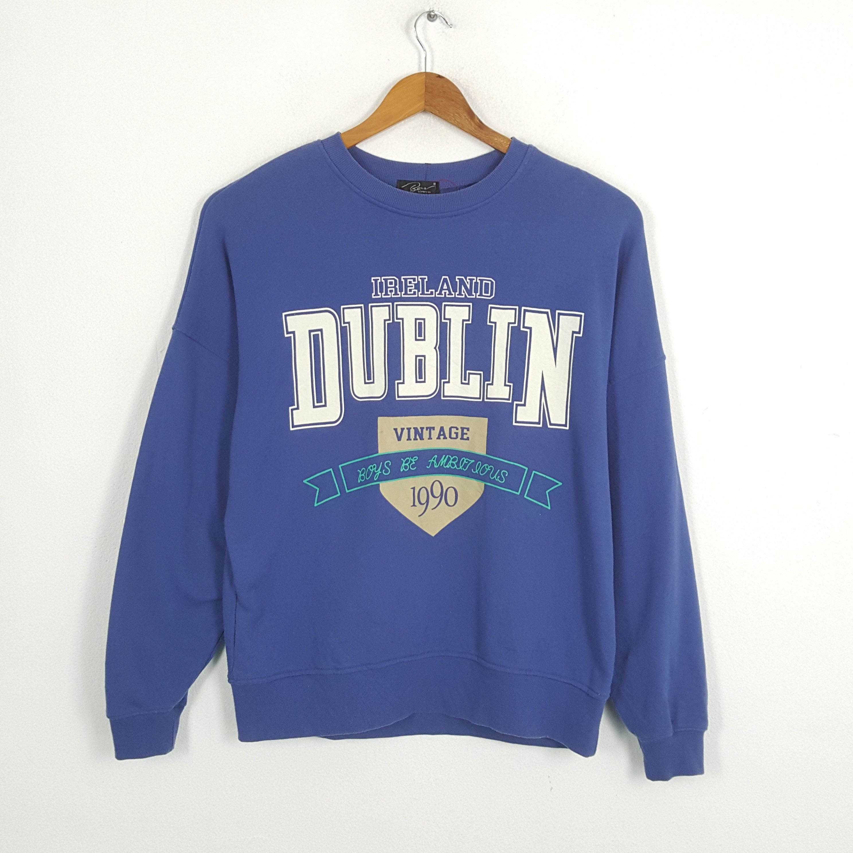 Vintage Vintage IRELAND DUBLIN Europe Country Promo Sweatshirts Size US XL / EU 56 / 4 - 1 Thumbnail