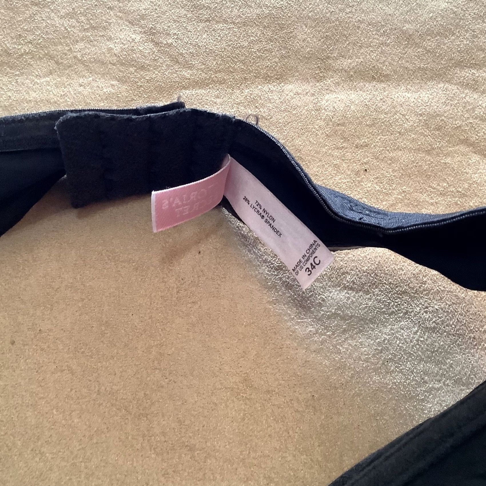 Victoria's Secret Victoria'S Secret Bra Womens 34C Black Lined Strapless Underwire NO STRAPS Size ONE SIZE - 3 Thumbnail