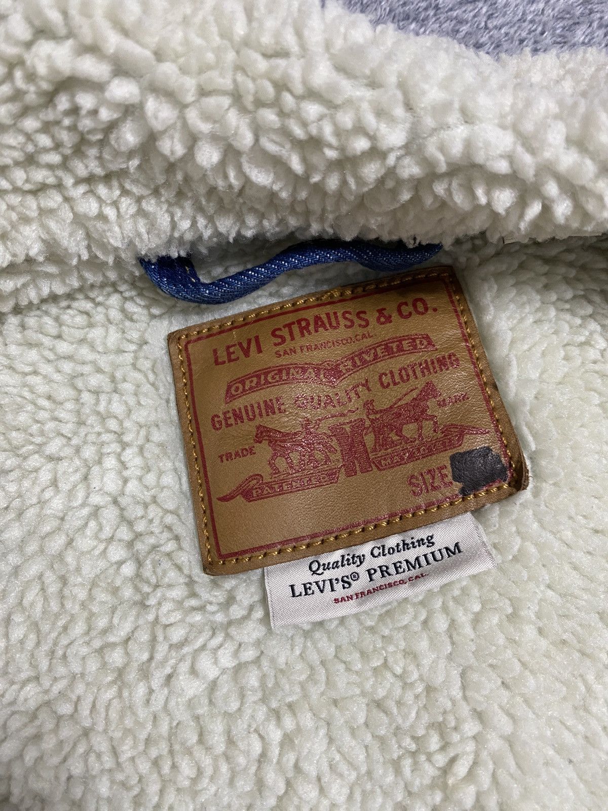 Levi's Levis x Disney mickey mouse 501 Sherpa Jacket limited edit Size US L / EU 52-54 / 3 - 12 Thumbnail