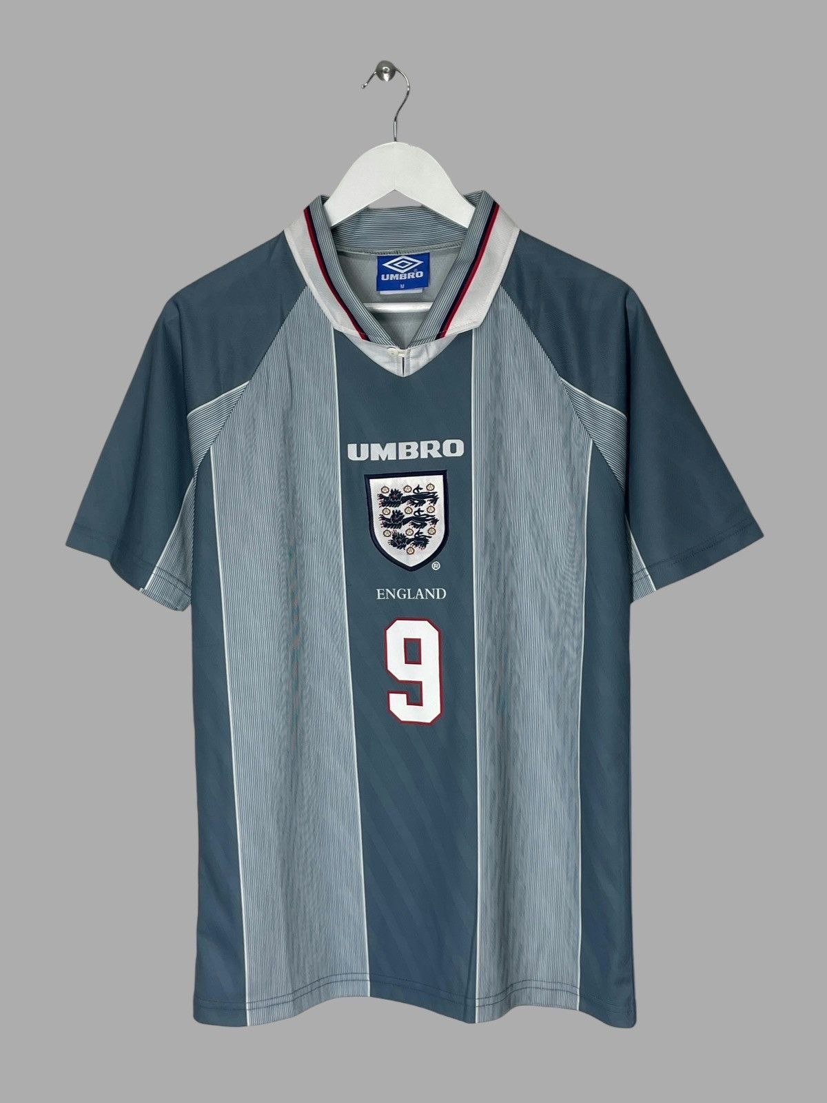 Umbro #9 Shearer England Umbro Vintage 1996 Away Vintage Jersey Size US M / EU 48-50 / 2 - 2 Thumbnail