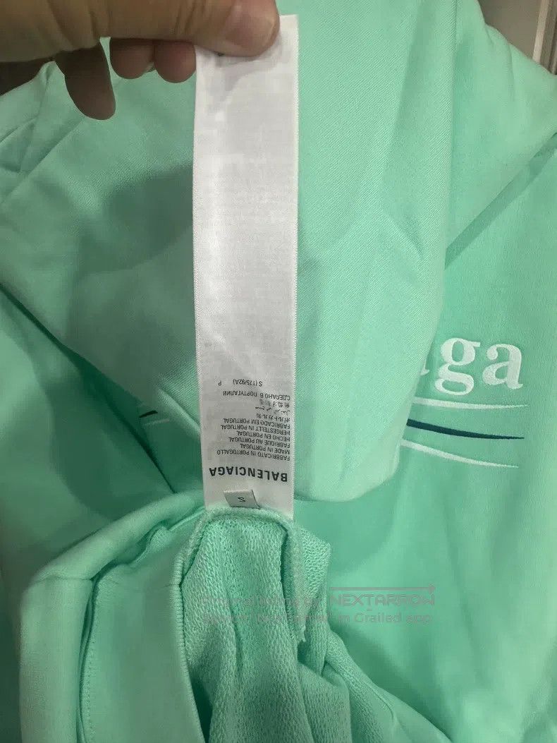 Balenciaga Balenciaga Fall/Winter Long Sleeve Hooded Size US S / EU 44-46 / 1 - 5 Thumbnail