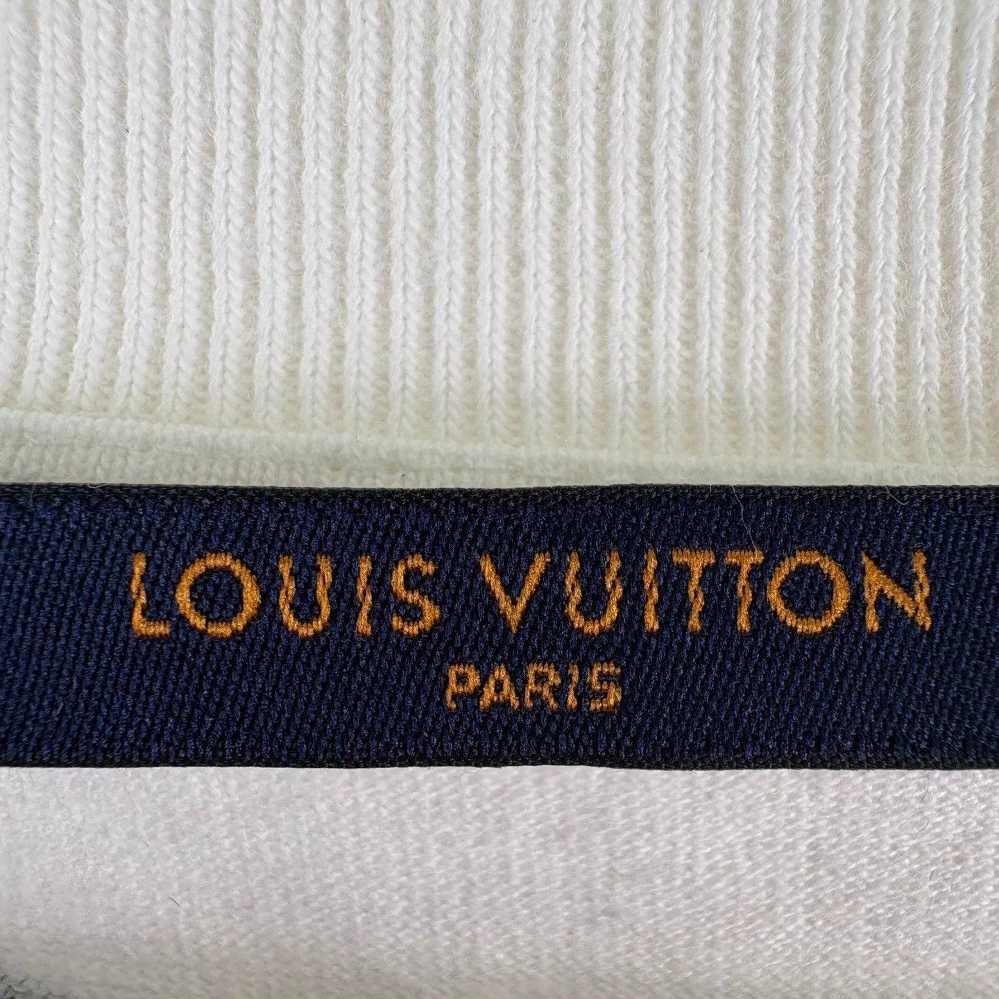 Louis Vuitton LV Cartoon Train Head Print Short Sleeve Tee L Size L / US 10 / IT 46 - 4 Thumbnail