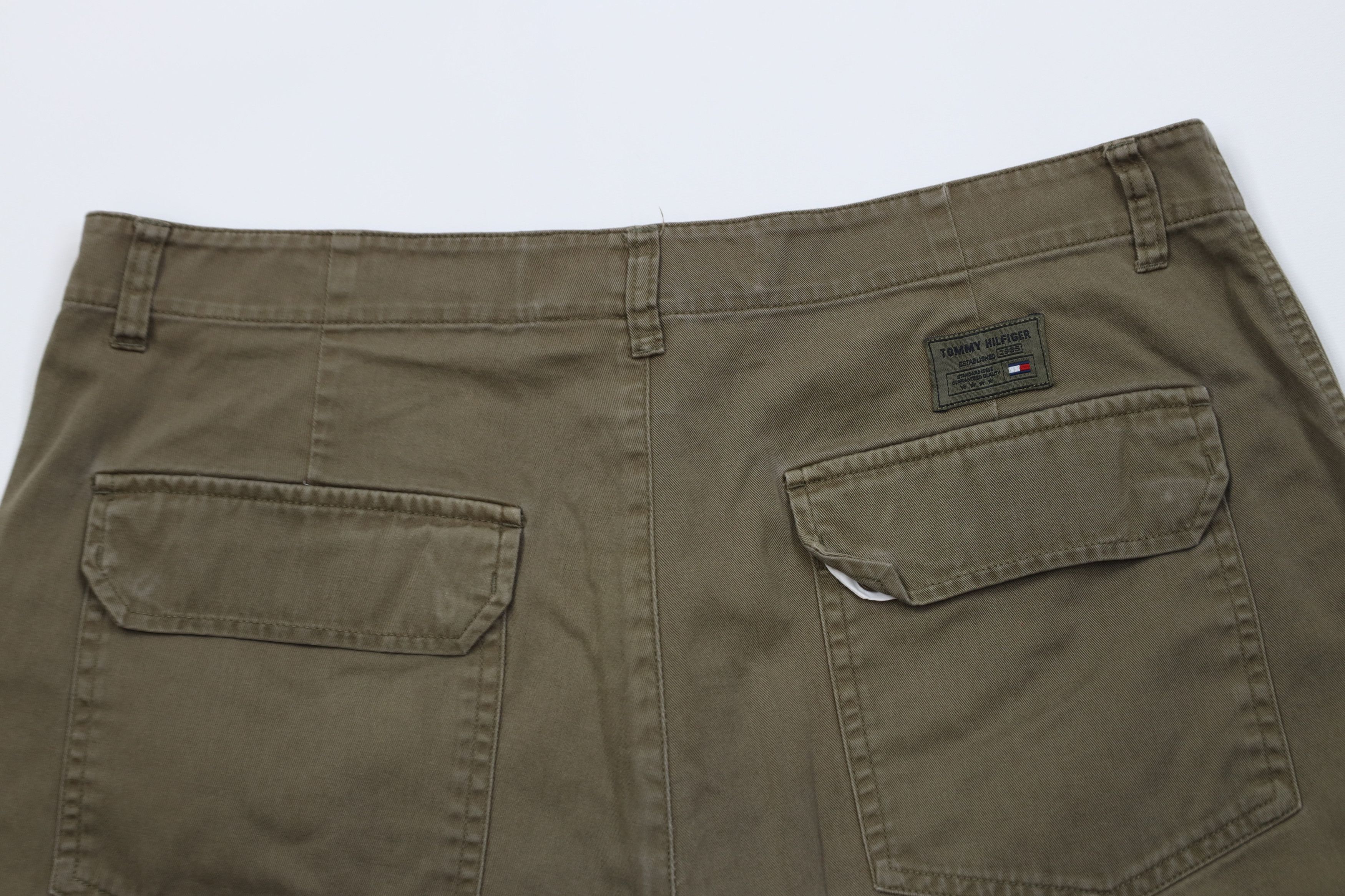 Tommy Hilfiger Vintage 90s Tommy Hilfiger Military Surplus Utility Shorts Size US 36 / EU 52 - 8 Thumbnail