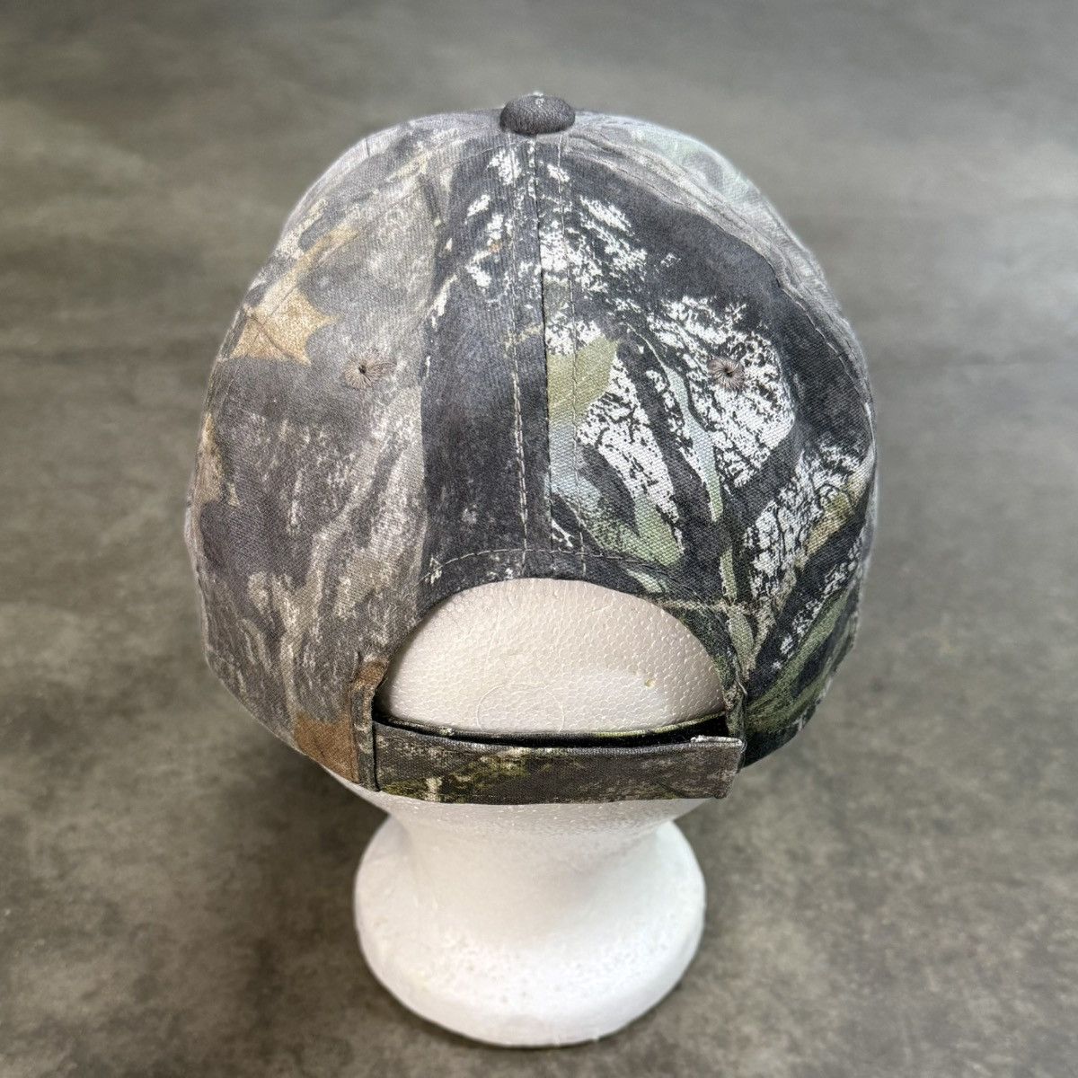 Signatures Vintage Signatures Mossy Oak Grunge Camo Hat Cap Size ONE SIZE - 3 Thumbnail