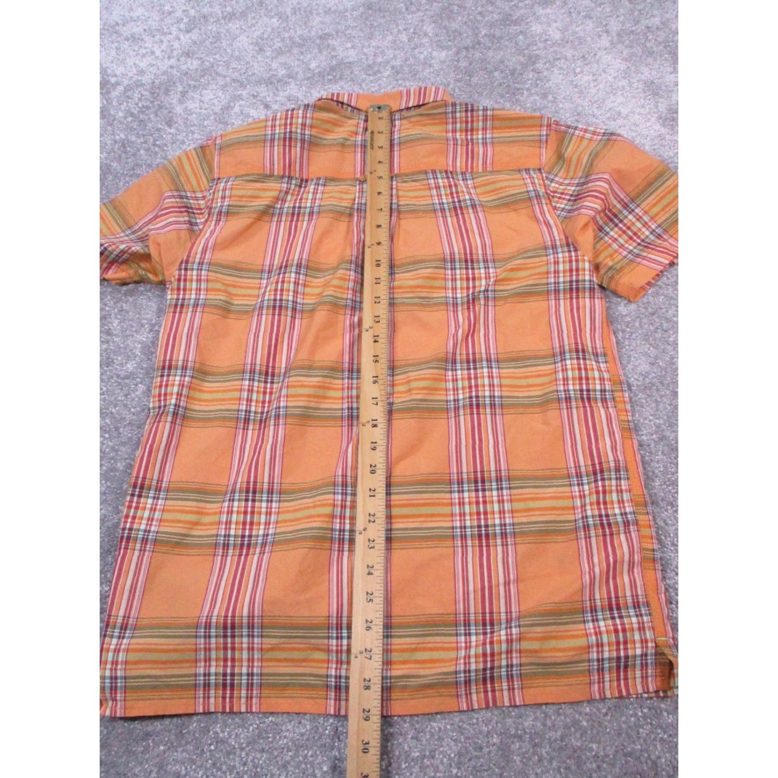 The North Face The North Face Shirt Mens Medium Green Button-Up Casual Plaid Nylon Short Sleeve Collared Pocketed Outdoor - Mens Size US M / EU 48-50 / 2 - 7 Thumbnail