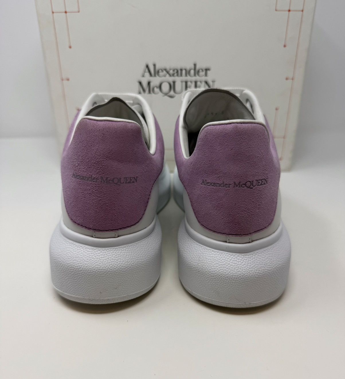 Alexander McQueen Alexander McQueen Oversized Sneaker Suede White/Lilac Size US 10.5 / IT 40.5 - 5 Thumbnail