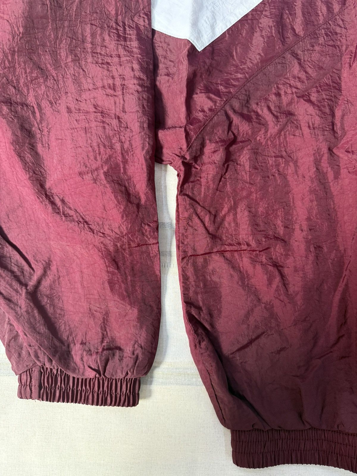 Reebok Vintage 1990s Reebok Warmup Full Tracksuit Maroon Size L Size US L / EU 52-54 / 3 - 10 Thumbnail