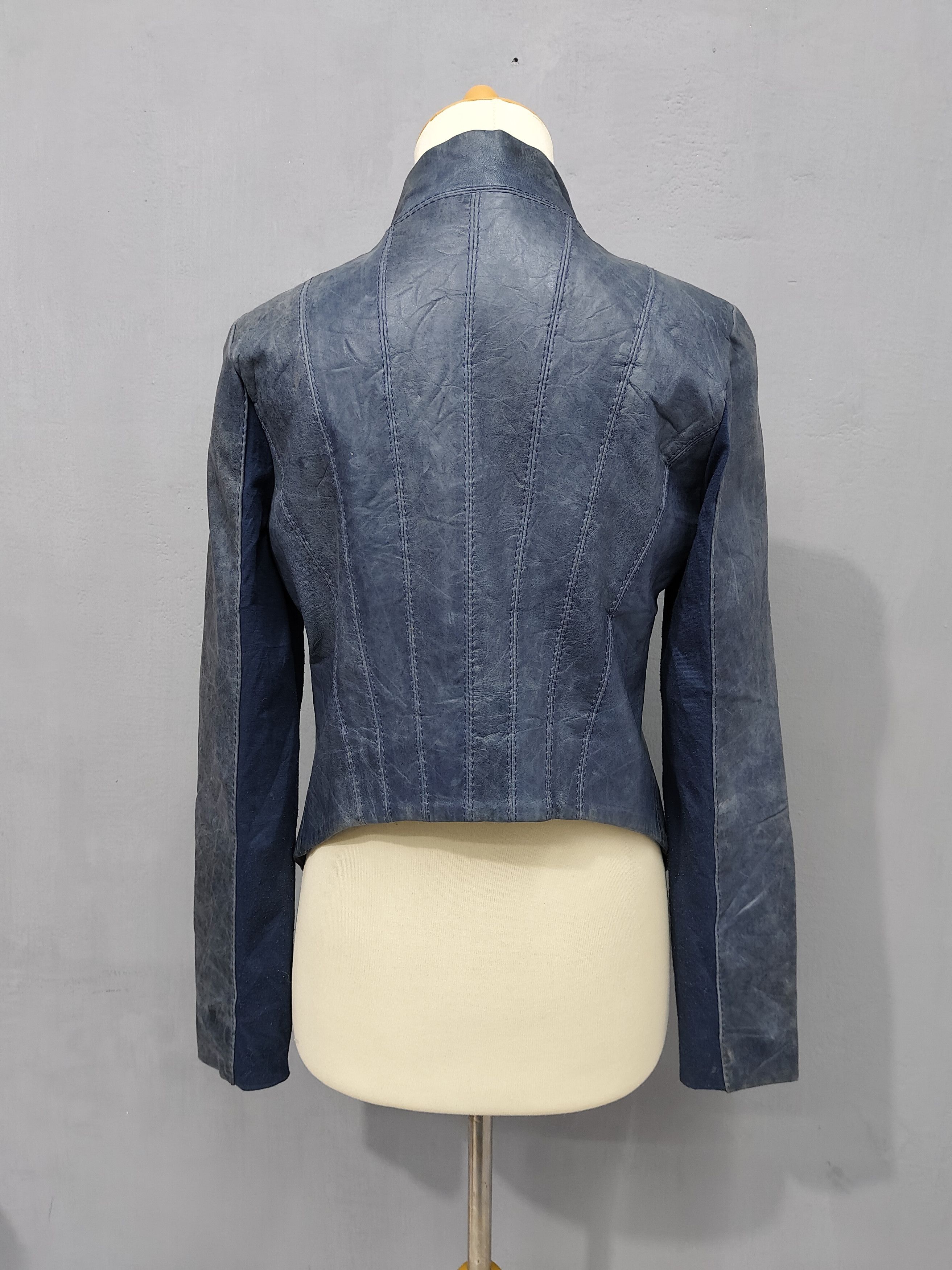 Bcbgmaxazria 2000s BCBGMAXAZRIA-Asymmetric High Collar Apocalypse Leather Size M / US 6-8 / IT 42-44 - 8 Thumbnail