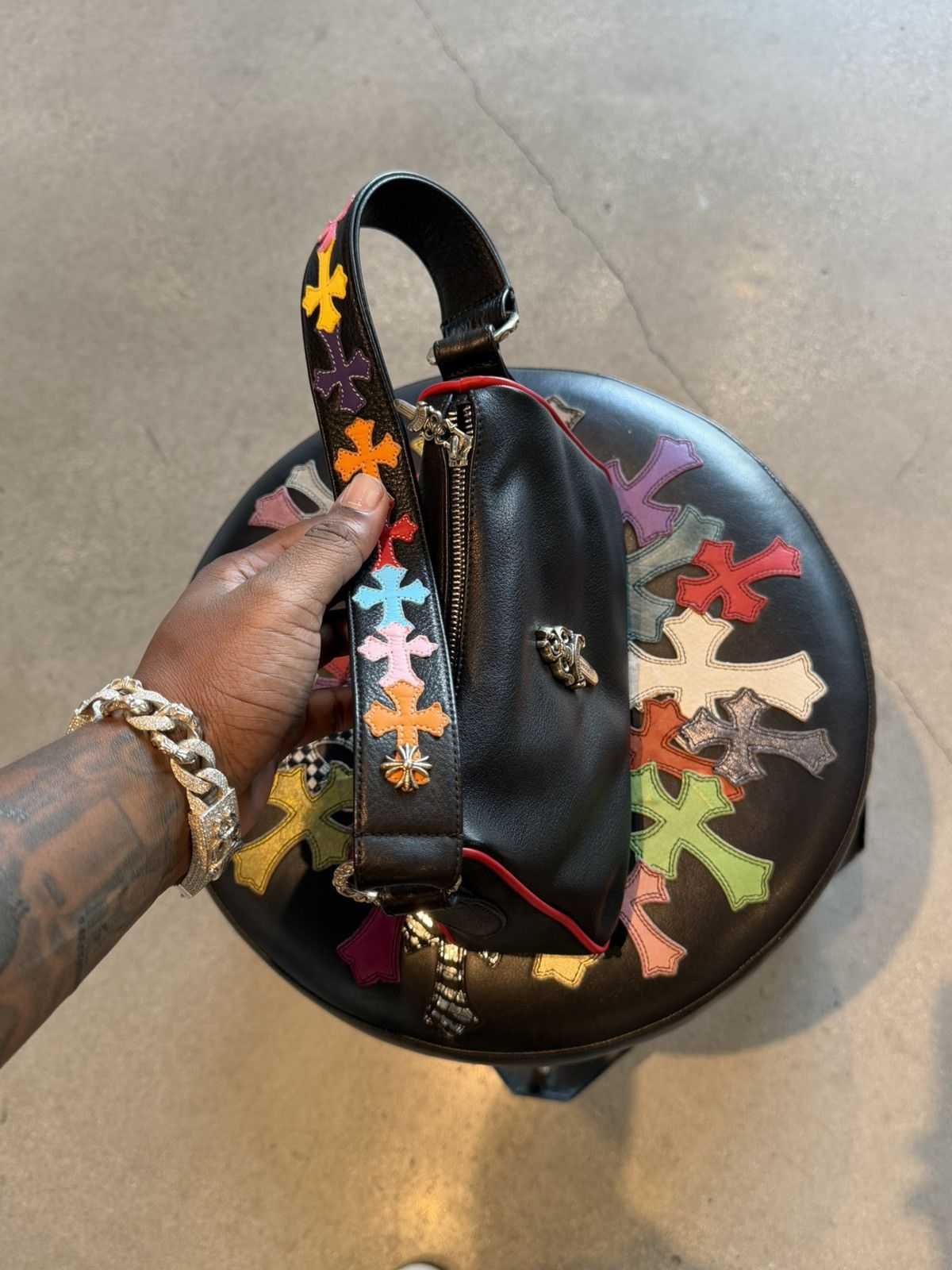 Chrome Hearts Chicken nugget bag rainbow cross handle Size ONE SIZE - 6 Thumbnail