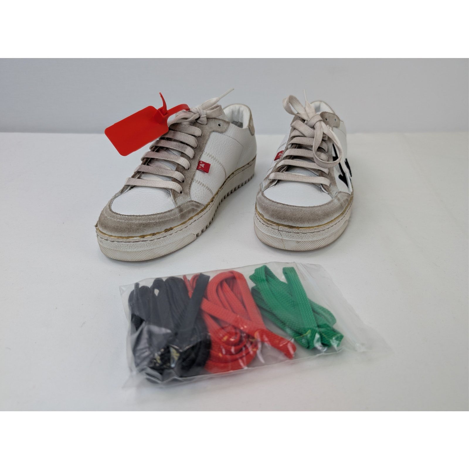 Off-White o1rshd1 Virgil Abloh Address Low Top Sneaker White / Black Size US 8 / EU 41 - 7 Thumbnail