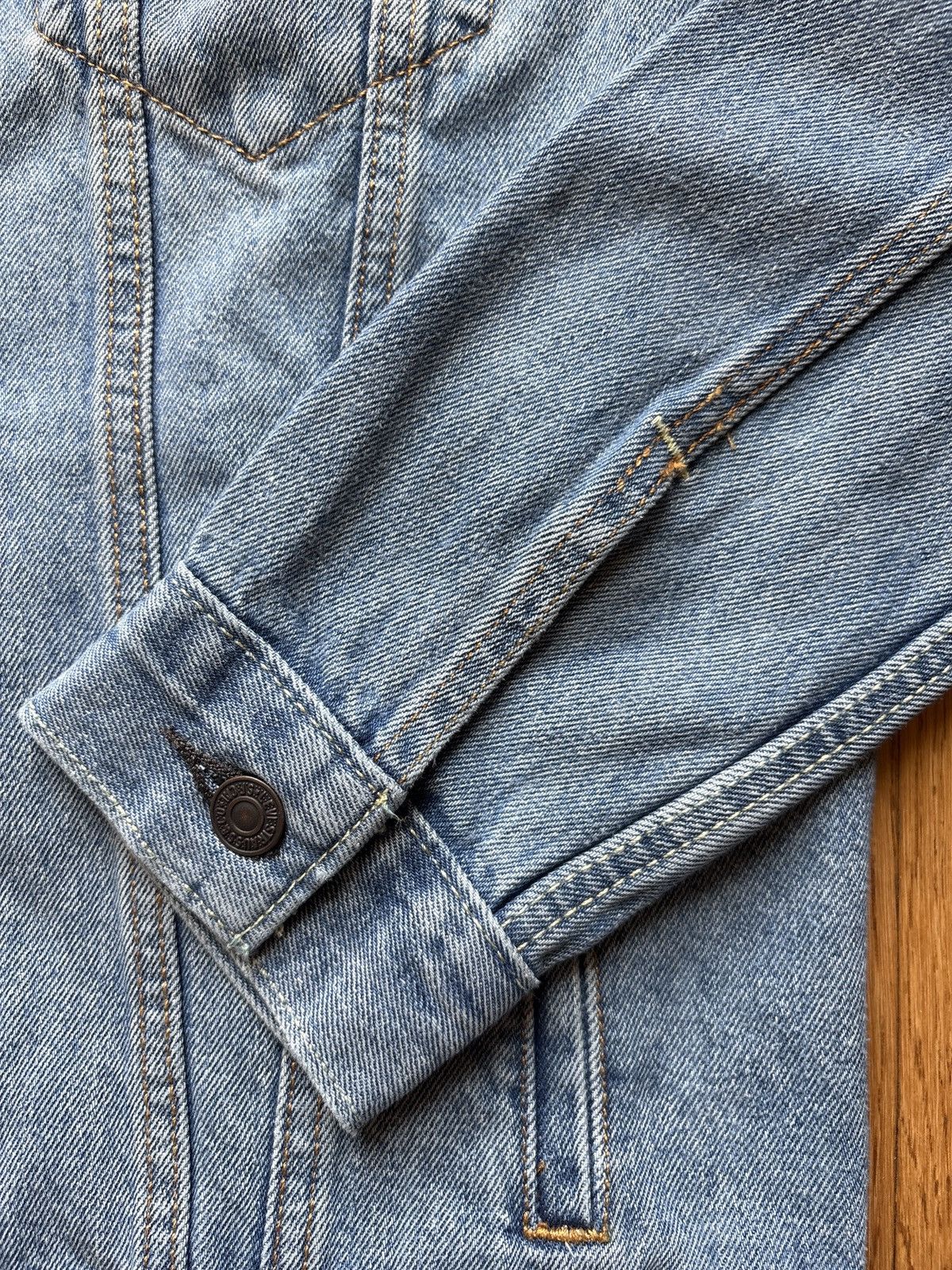 Levi's × Travis Scott Travis Scott Hood Toyota Eagle Levi’s Denim Jacket Size US M / EU 48-50 / 2 - 7 Thumbnail