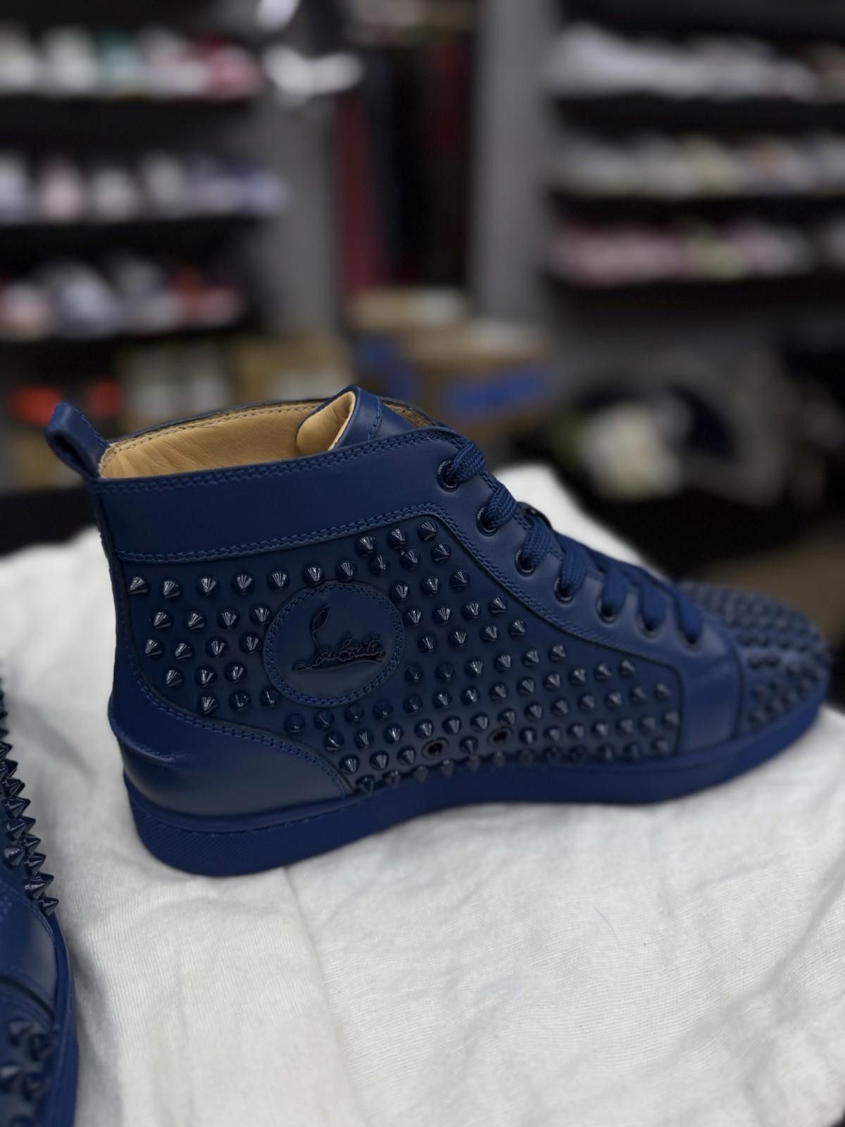 Christian Louboutin Size 41.5EU (8.5 US) - Christian Louboutin Spikes Sneaker Size US 8.5 / EU 41-42 - 8 Thumbnail