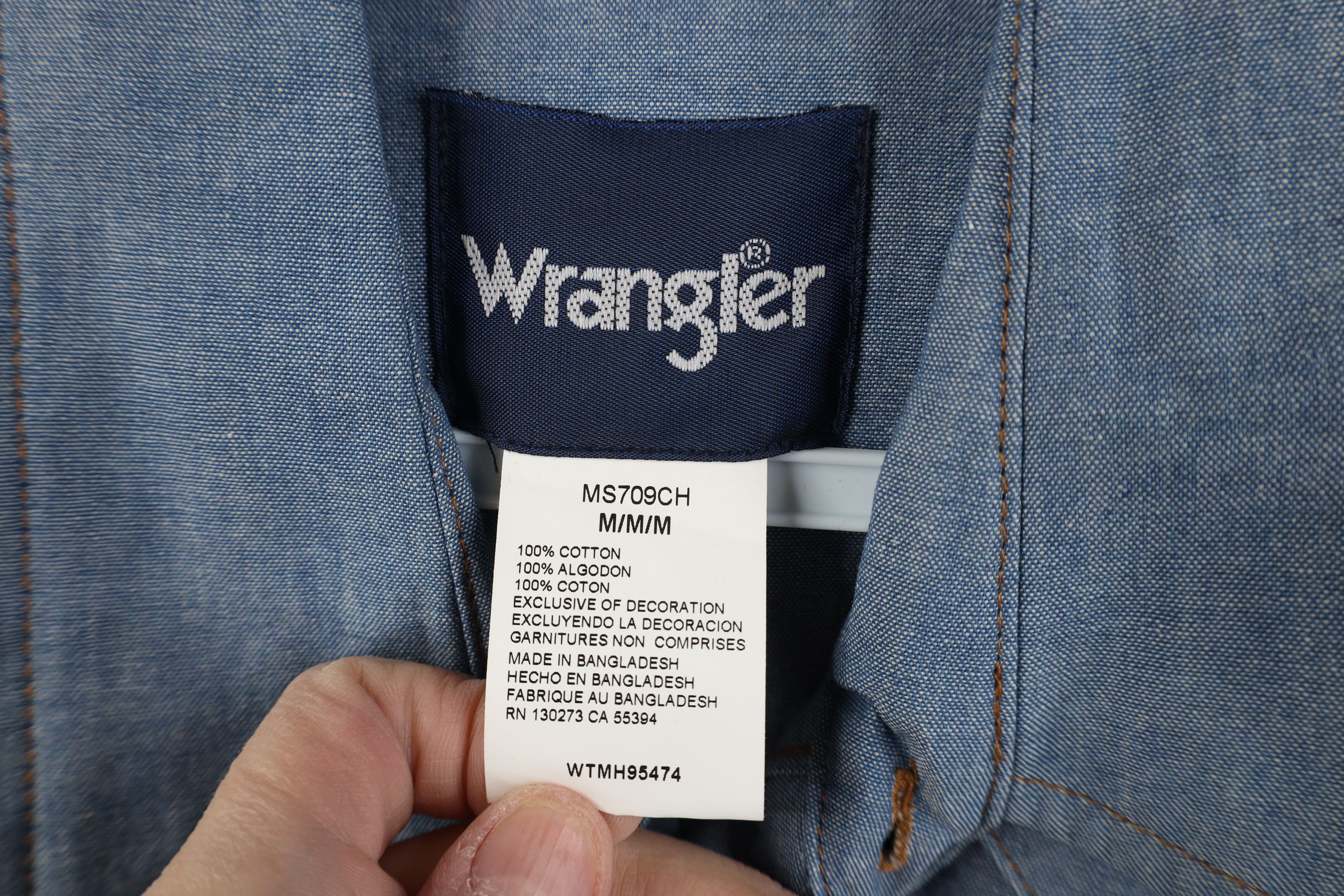 Wrangler Vintage 90s Wrangler Western Cowboy Rodeo Button Shirt Blue Size US M / EU 48-50 / 2 - 9 Thumbnail