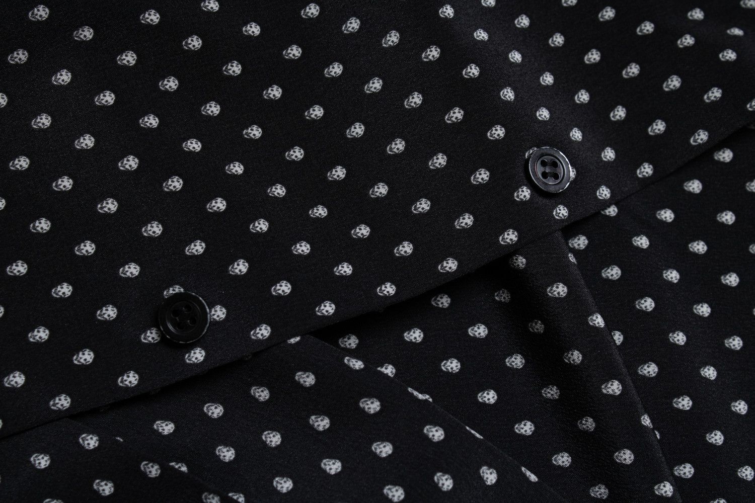 Alexander McQueen Alexander McQueen, Black skull printed silk shirt Size US L / EU 52-54 / 3 - 7 Thumbnail