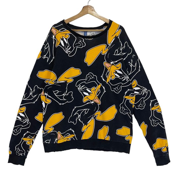 Daffy duck hot sale sweatshirt h&m