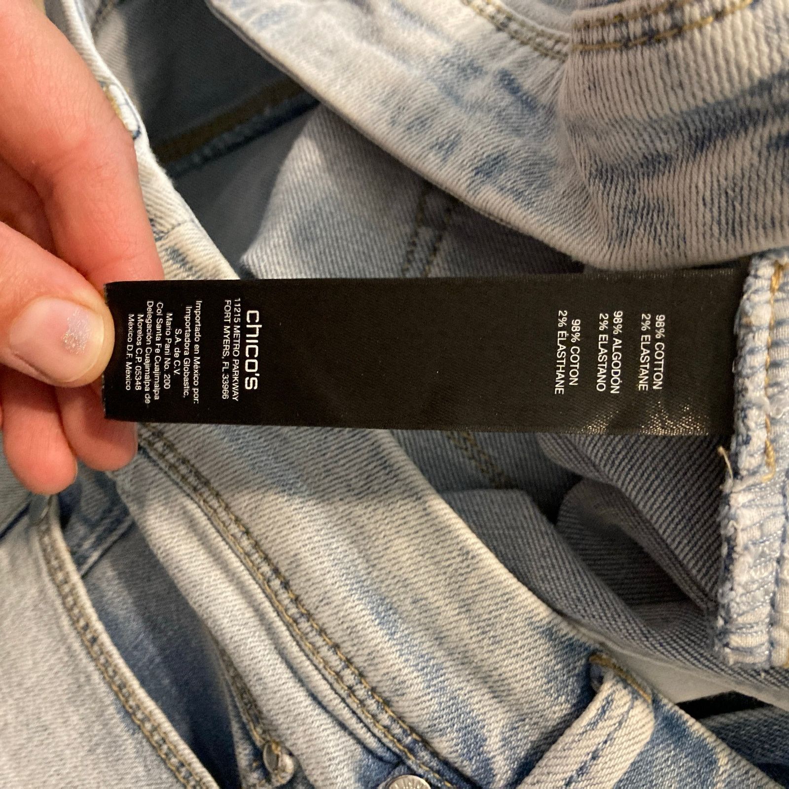 Chicos Chico’s So Slimming Crop Slim Straight Mid Rise Pants Jeans Size 27" / US 4 / IT 40 - 10 Thumbnail