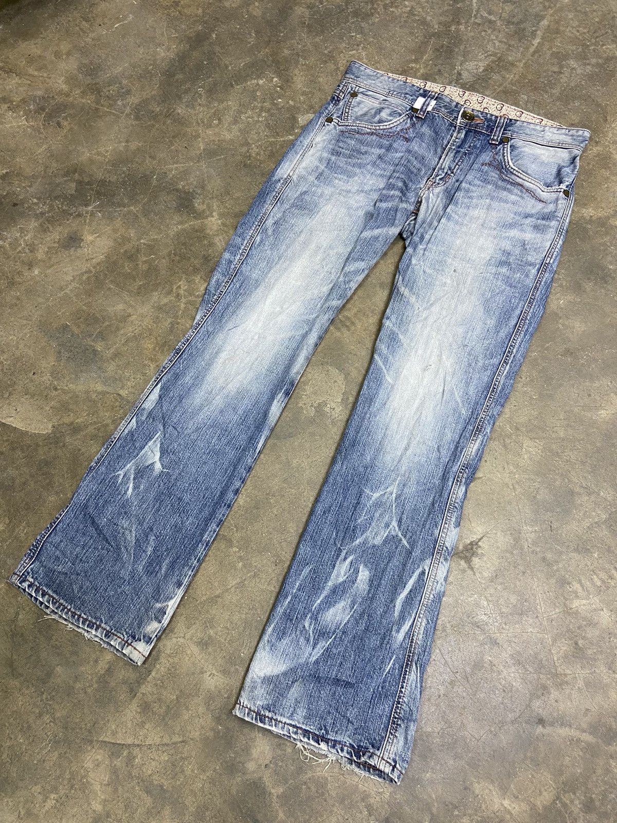 Le Grande Bleu (L.G.B.) 🔥 Vtg Edwin Jeans Blue Trip flare Street fashion distressed Size US 36 / EU 52 - 2 Thumbnail