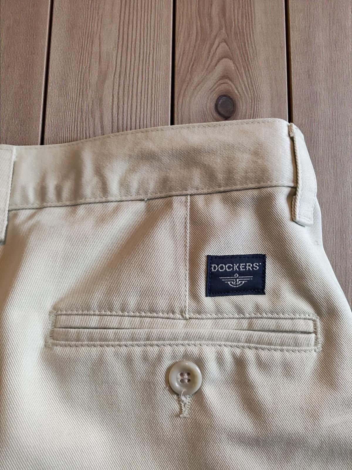 Dockers Dockers Relaxed Fit Khaki Pants Size W38 L31 Size US 38 / EU 54 - 6 Thumbnail