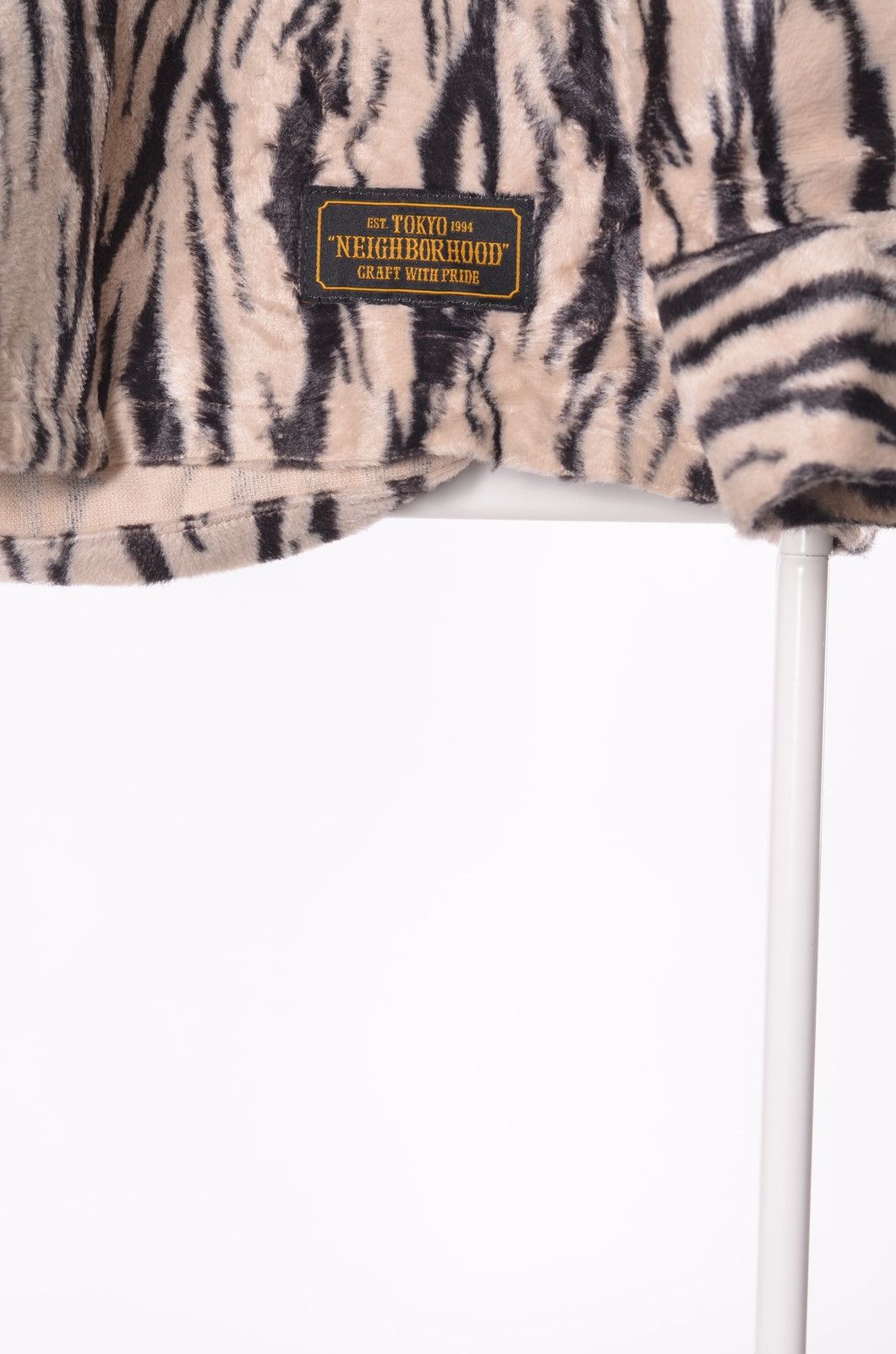 Neighborhood Neighborhood fur r-shirt luxury tiger camo size Size US L / EU 52-54 / 3 - 4 Thumbnail