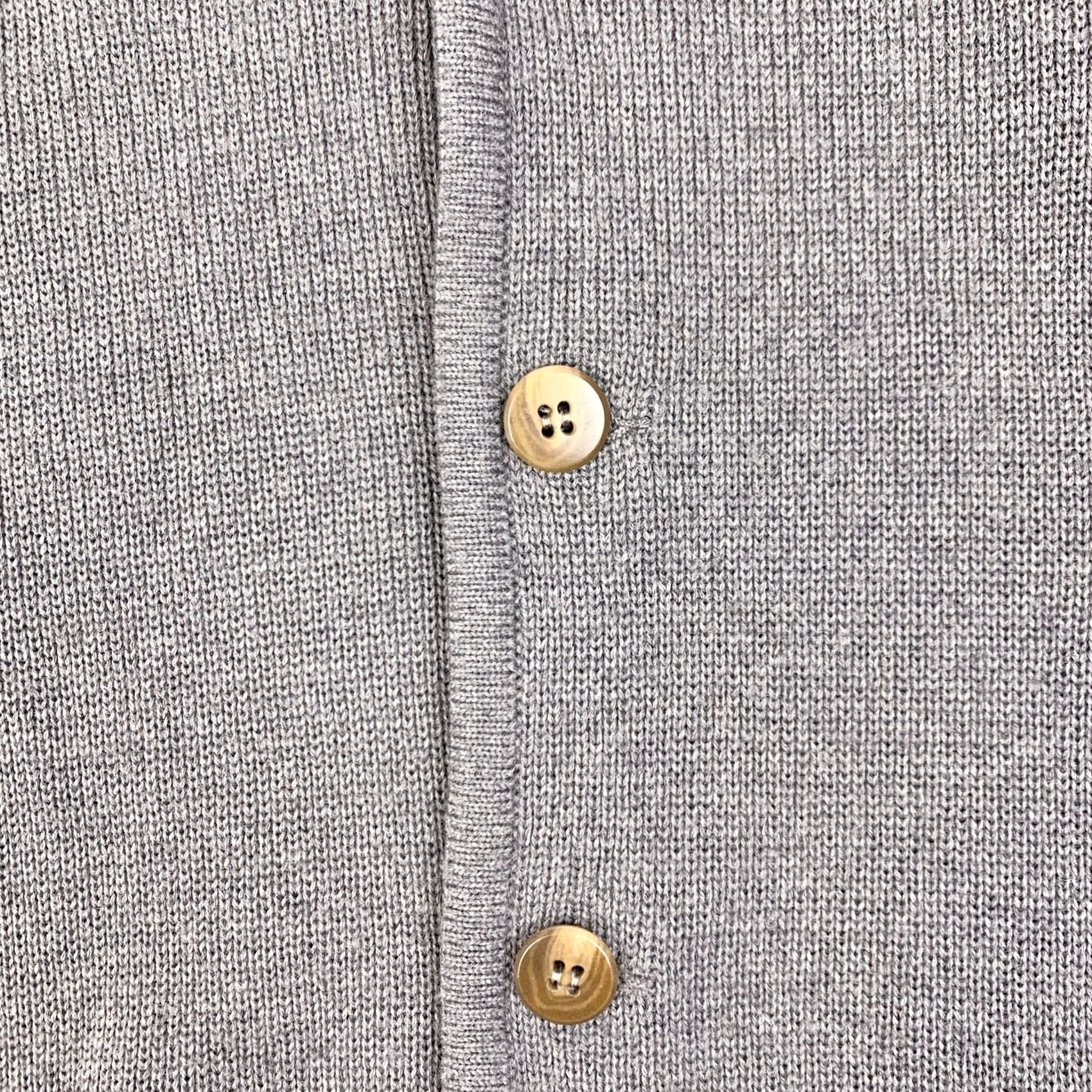 Vintage VINTAGE Hudson's Bay The Bay Austria Dark Gray Button V-Neck Cardigan Wool XL Men Sweater Size US XL / EU 56 / 4 - 3 Thumbnail