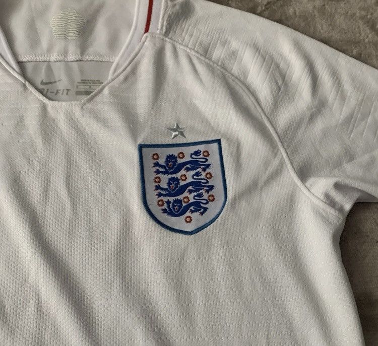 Nike Kane england jersey Size US S / EU 44-46 / 1 - 7 Thumbnail