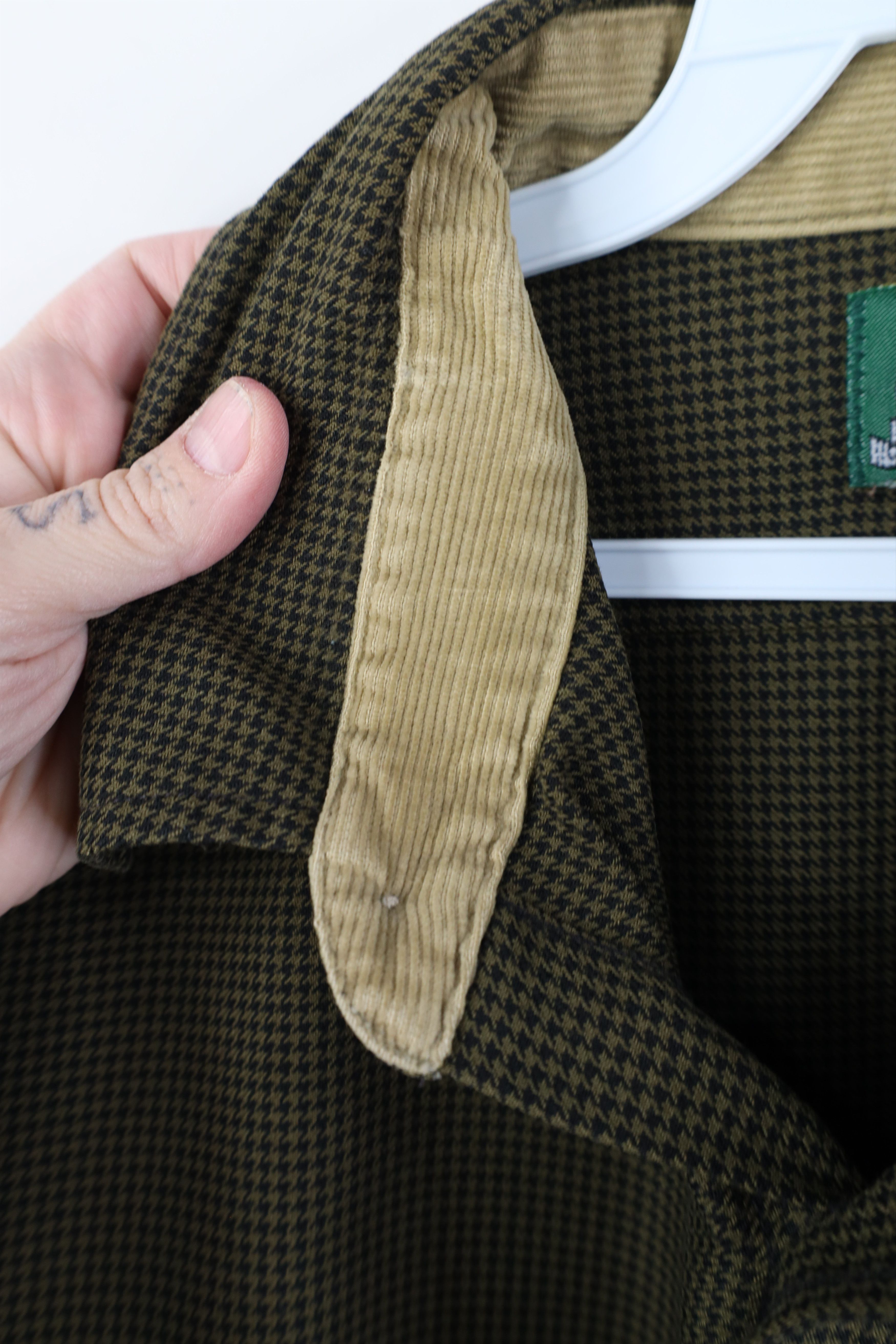 Cabelas Vintage 90s Cabelas Houndstooth Collared Button Shirt Size US XL / EU 56 / 4 - 6 Thumbnail