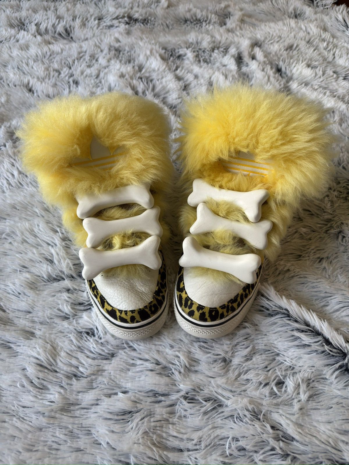 Adidas × Jeremy Scott ADIDAS JEREMY SCOTT BONES FUR/ADIDAS JS