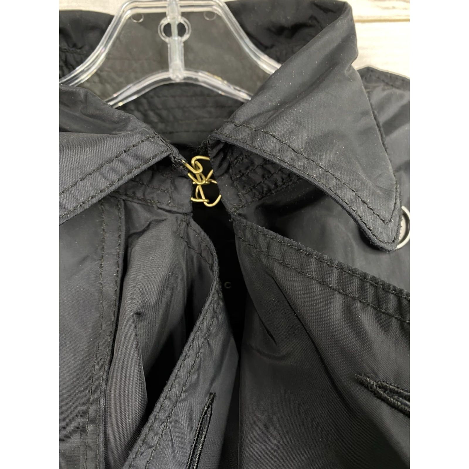 Banana Republic VINTAGE Banana Republic Rain Coat Womens S Black Polyurethane Trench Belted 90s Size S / US 4 / IT 40 - 5 Thumbnail