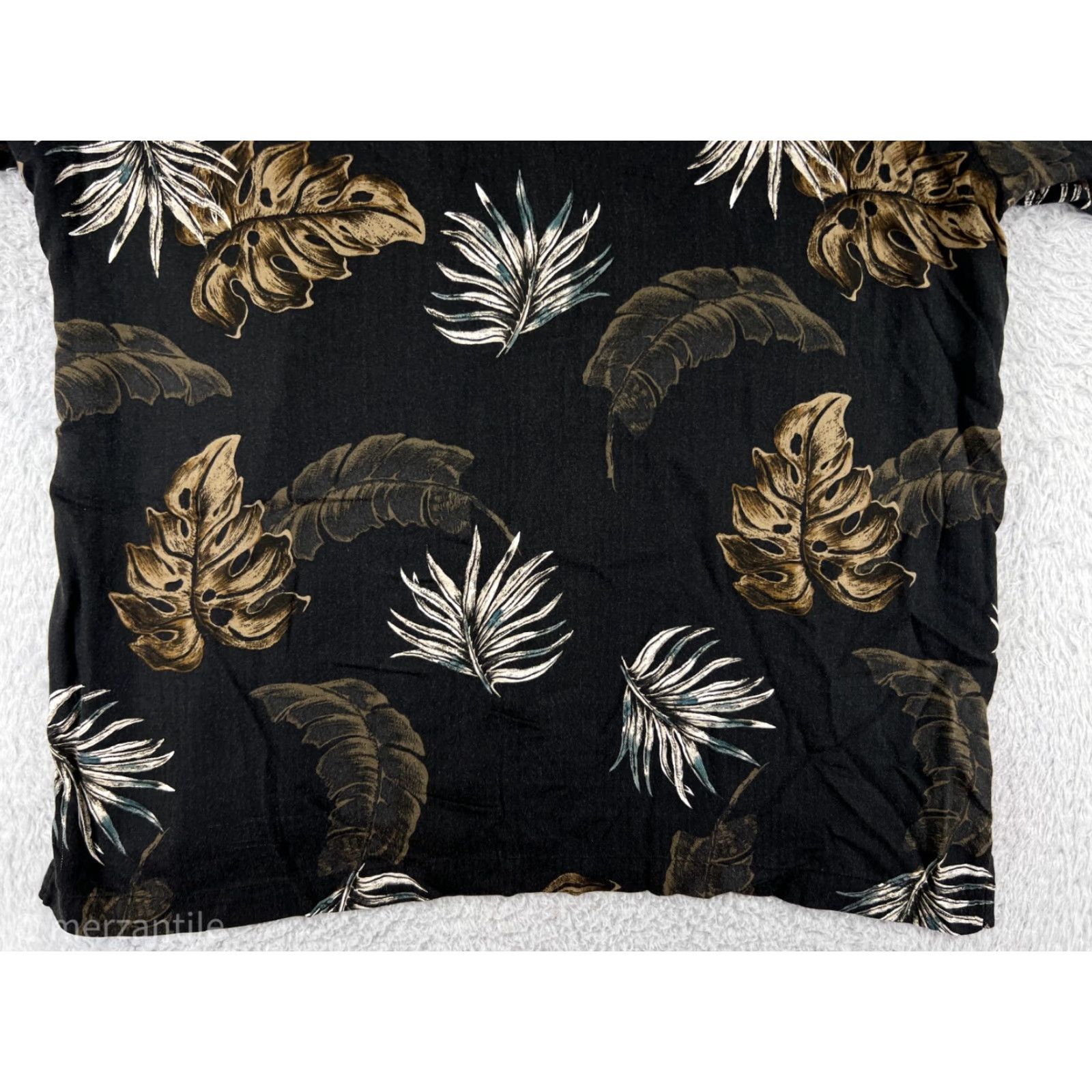 Vintage Caribbean Men Shirt Large Black Palm Leaf Print Button-Up Hawaiian 100% Rayon Vintage No Size US L / EU 52-54 / 3 - 7 Thumbnail