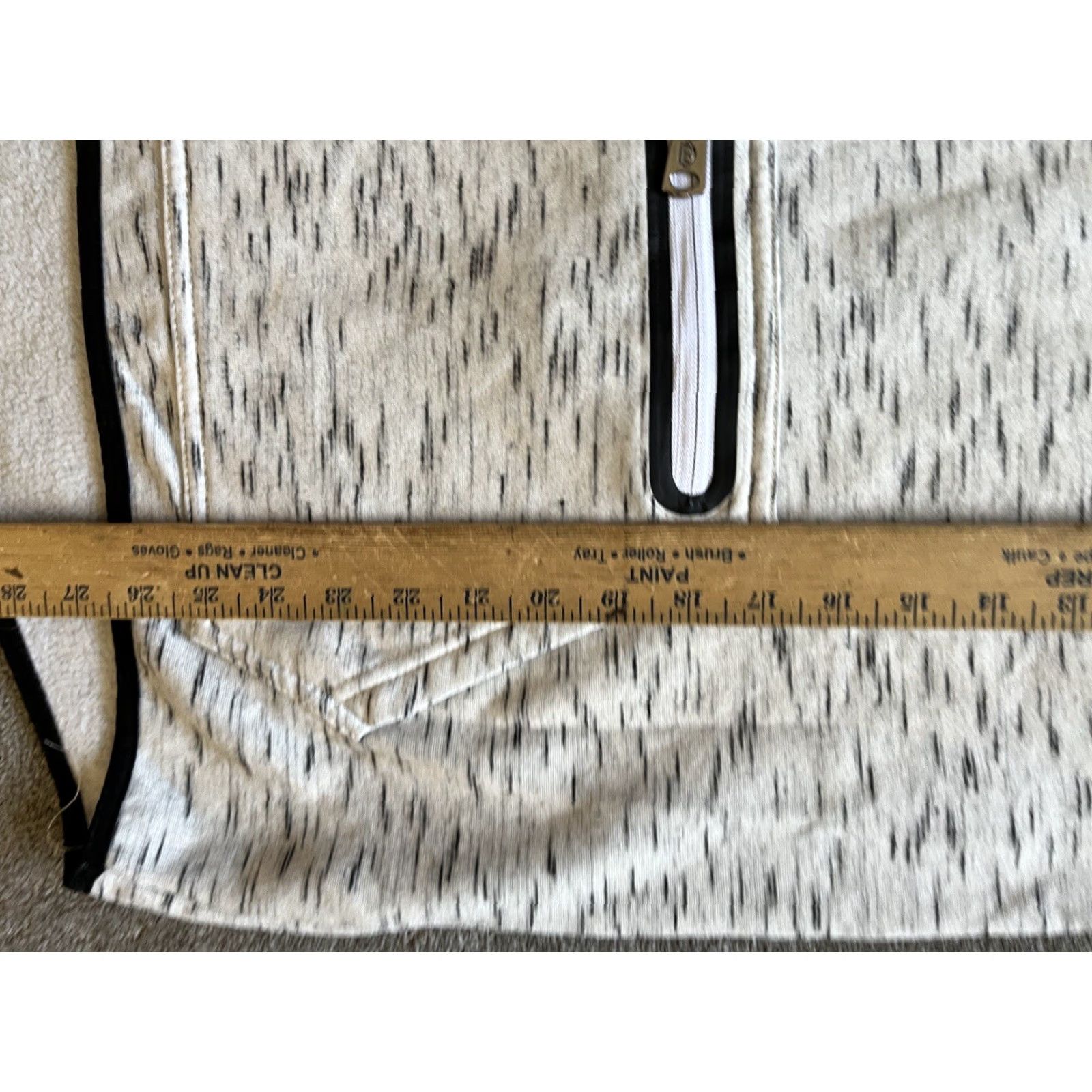 Buffalo David Bitton VINTAGE Buffalo David Bitton Grey Black Ombre Hoodie Sweater Adult Medium Gray Pullover Mens Size US M / EU 48-50 / 2 - 5 Thumbnail