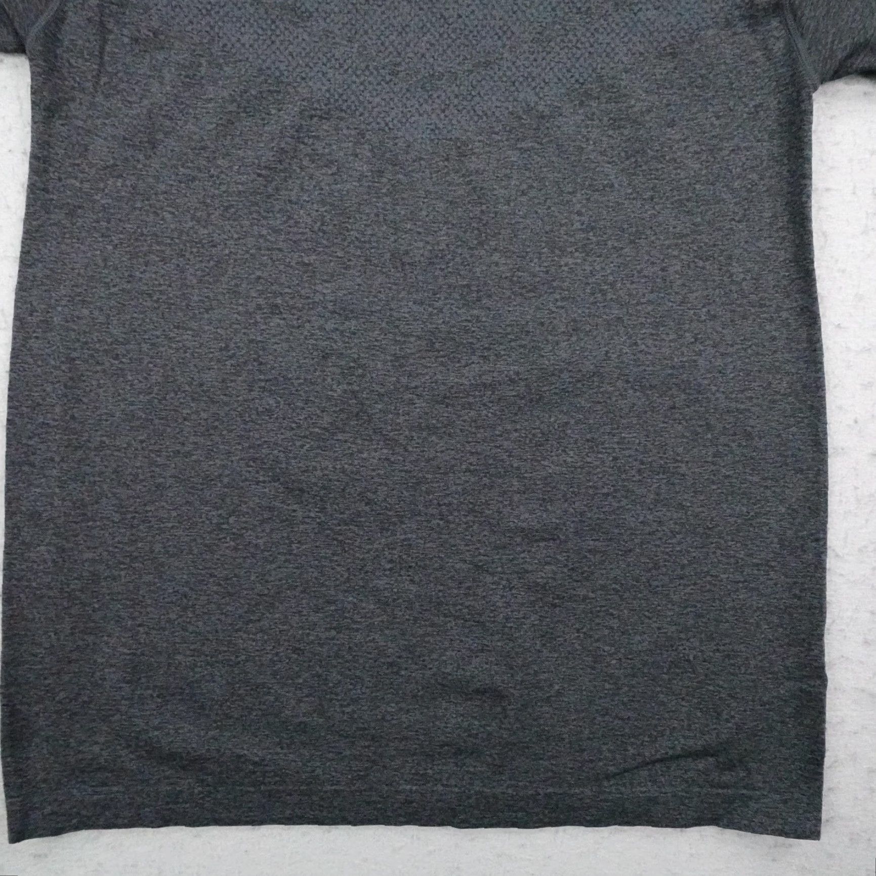 Gymshark VINTAGE Gymshark Shirt Womens L Seamless Top Performance Workout Gym Running Yoga Size L / US 10 / IT 46 - 3 Thumbnail