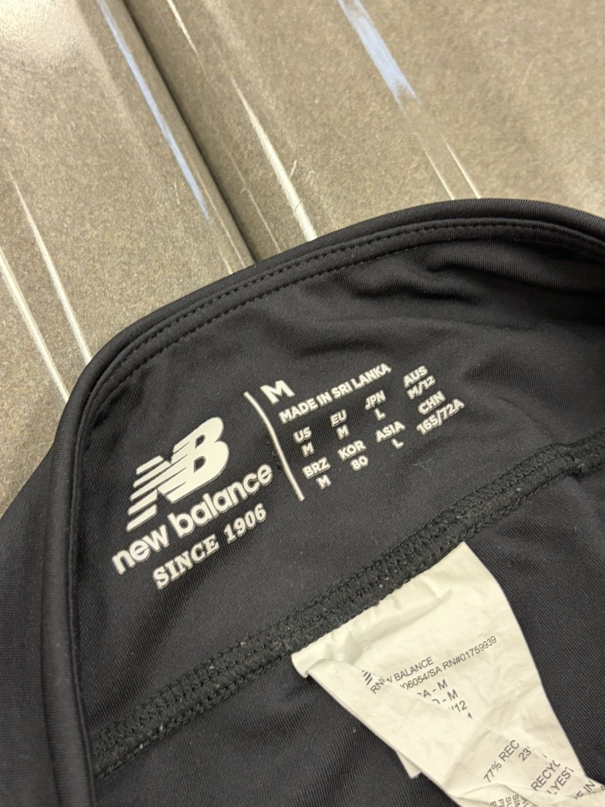 New Balance New Balance Leggings Mens Medium NB Dry Athletic Leggings Size US 27 - 6 Thumbnail