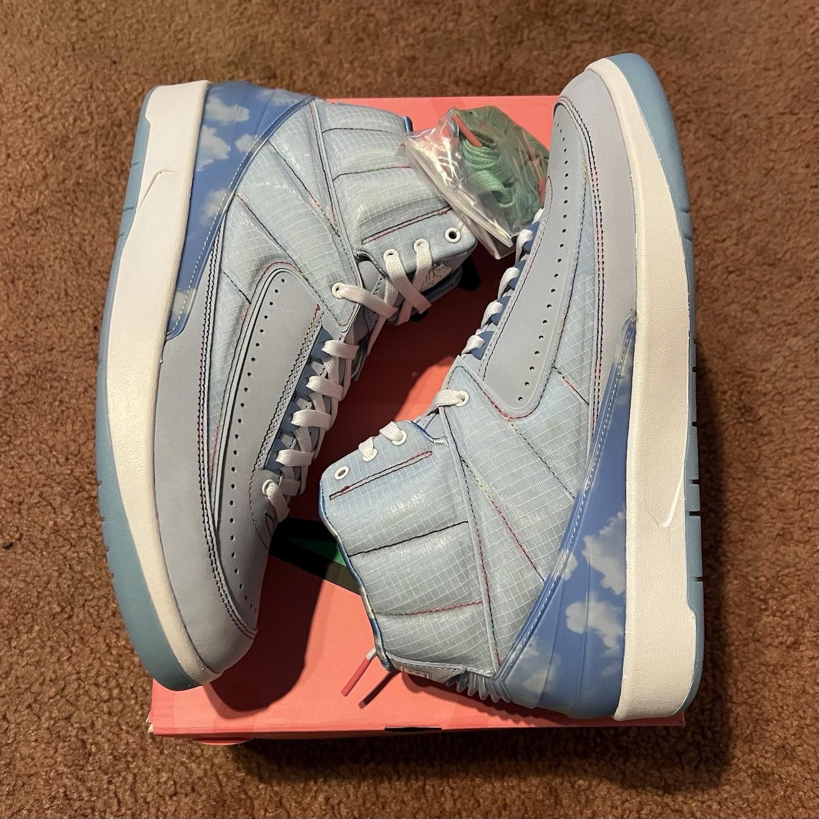 Nike Nike Air Jordan 2 Retro x J Balvin DQ7691-419 US10.5 Size US 10.5 / EU 43-44 - 1 Thumbnail