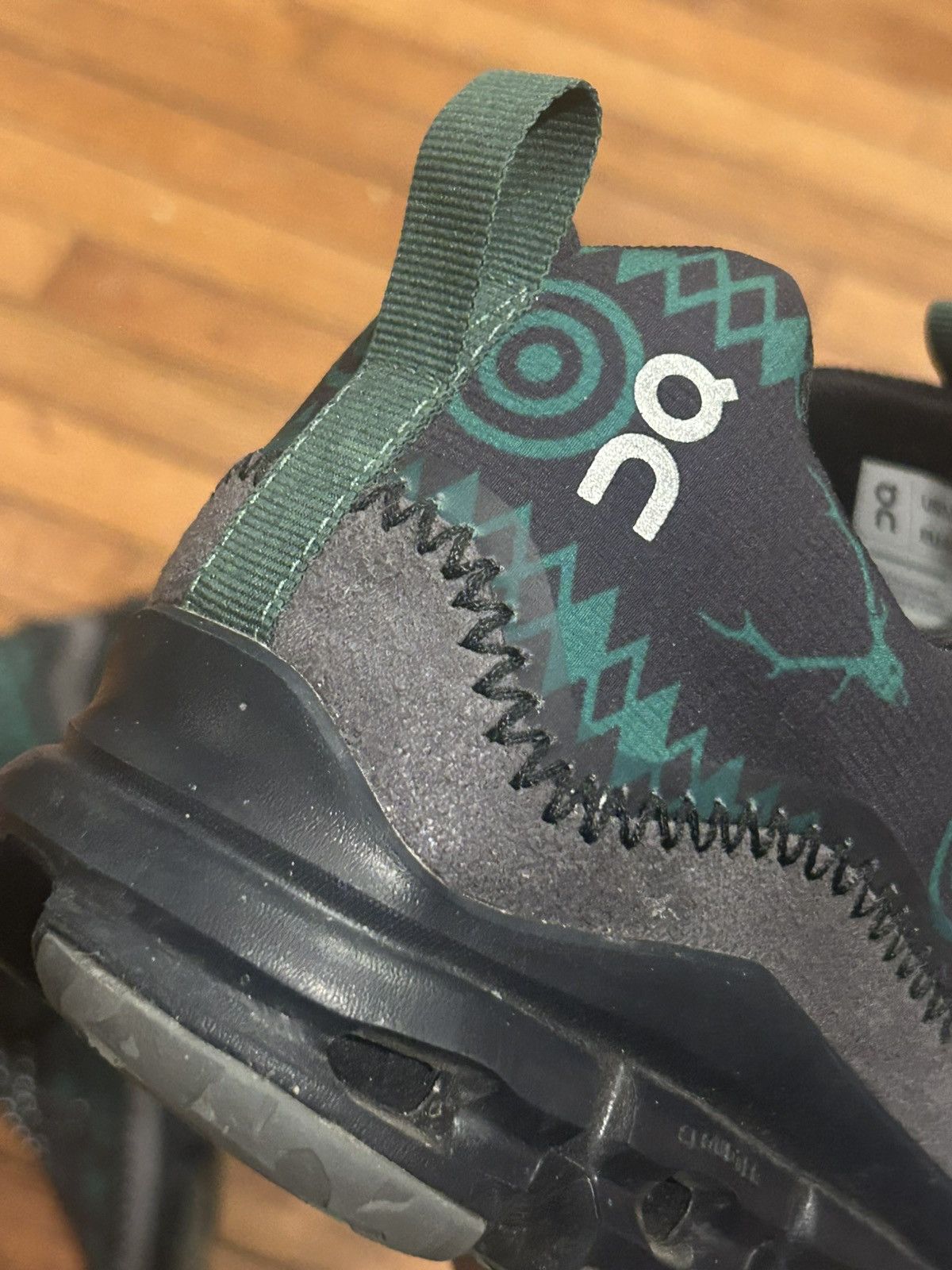 On × South2 West8 Cloudaway Black/Evergreen Running Shoe Size US 13 / EU 46 - 11 Thumbnail