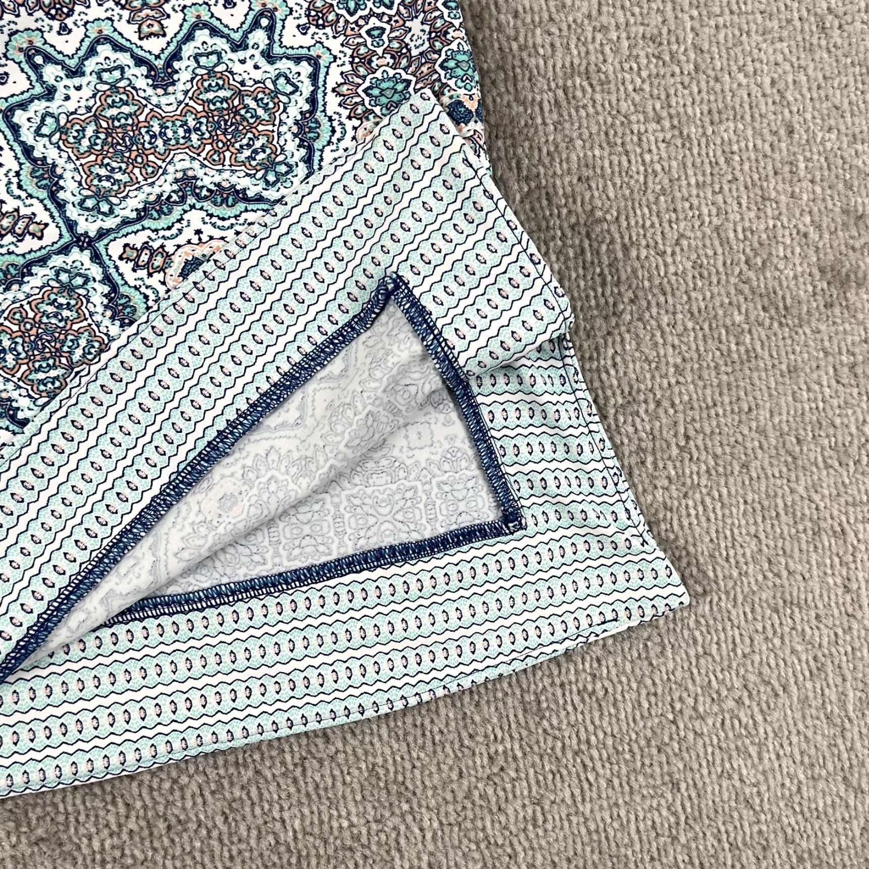 Vintage Cabana Life Blouse Womens Large Blue Geometric V-Neck UPF Sun Protective Casual 3/4 Sleeve Size L / US 10 / IT 46 - 7 Thumbnail