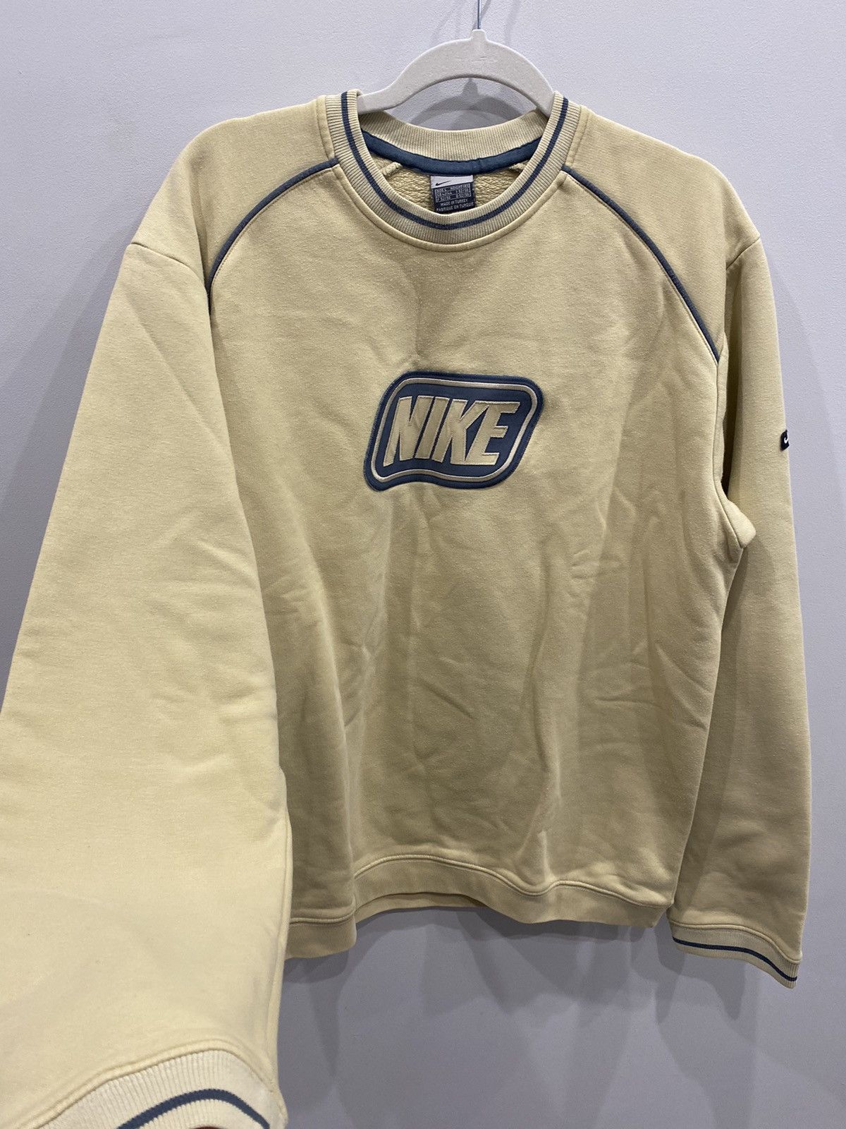 Nike Nike Vintage Sweatshirt Size US L / EU 52-54 / 3 - 1 Thumbnail