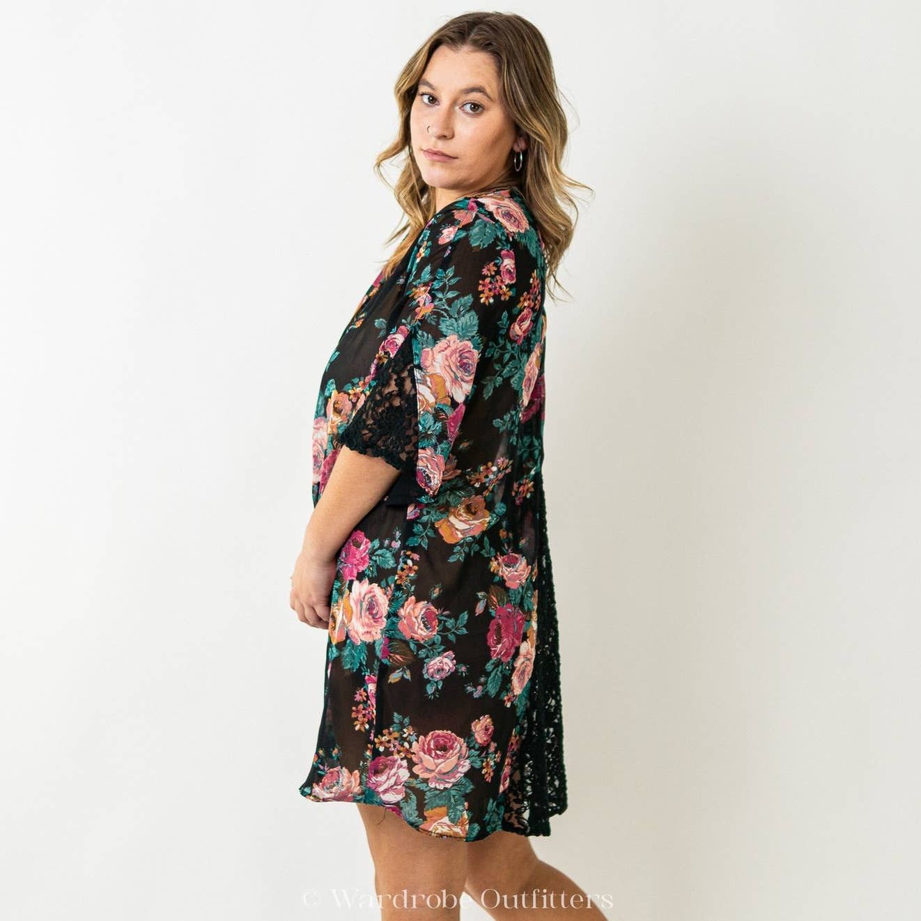 Designer Black x Floral & Lace Robe Lingerie Size ONE SIZE - 6 Thumbnail