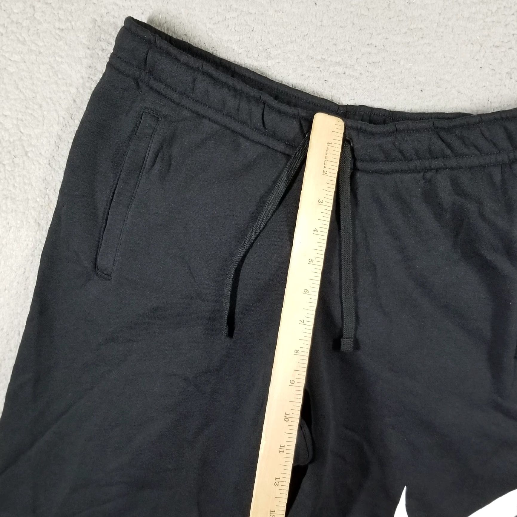 Nike Nike Sportswear Club Fleece Shorts Mens Medium Black 843520 010 New Size US 31 - 7 Thumbnail