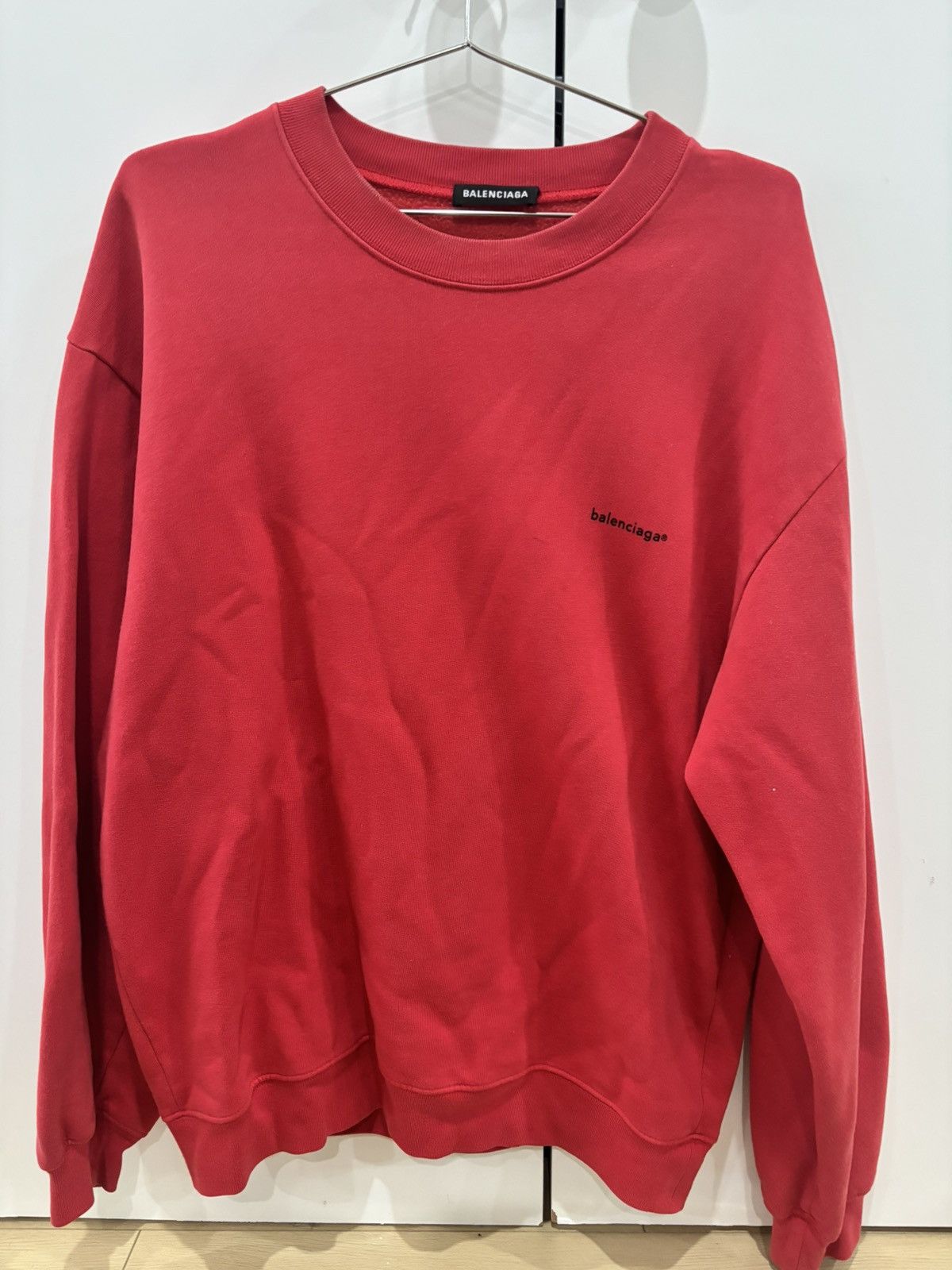 Balenciaga Balenciaga Red & Black Logo Crewneck Size US M / EU 48-50 / 2 - 2 Thumbnail