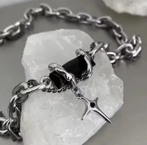Japanese Brand × Jewelry Unisex pendant necklace goth black gem vampire chain hip hop Size ONE SIZE - 1 Thumbnail