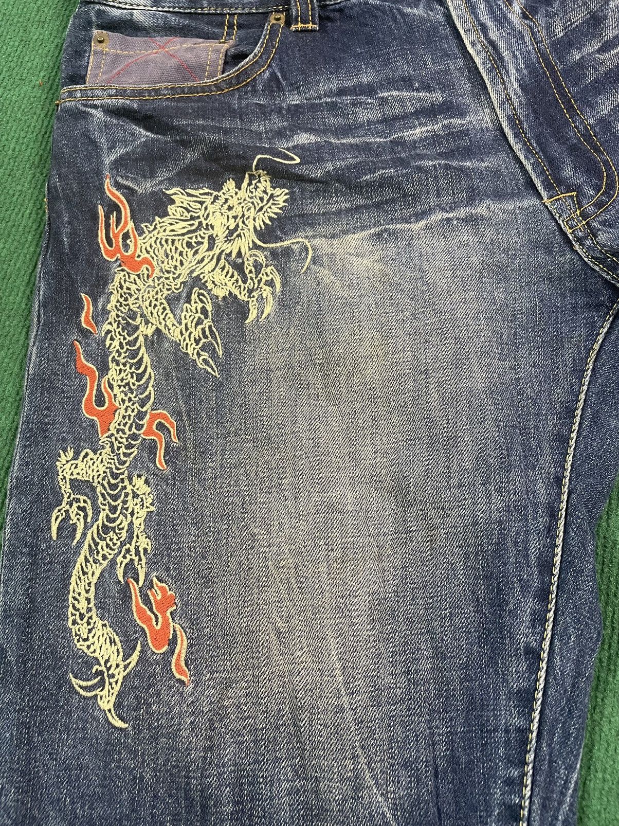 Eternal Vintage Eternal Dragon Embroidered Short Jeans Size US 34 / EU 50 - 5 Thumbnail