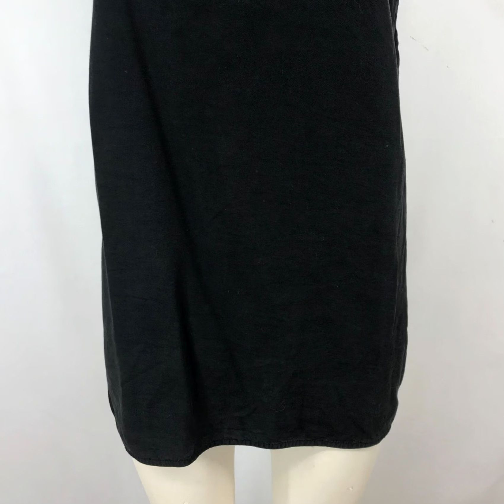 Vintage 10 TREE- WOMEN'S XL BLACK SLEEVELESS ROUND NECK TENCEL TOP Size XL / US 12-14 / IT 48-50 - 3 Thumbnail