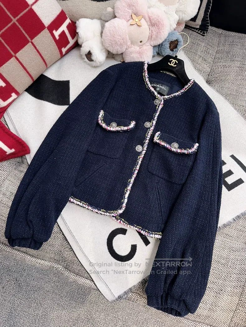 Chanel Chanel 21P dark blue colourful rolled edge two-pocket lant Size XS / US 0-2 / IT 36-38 - 1 Thumbnail
