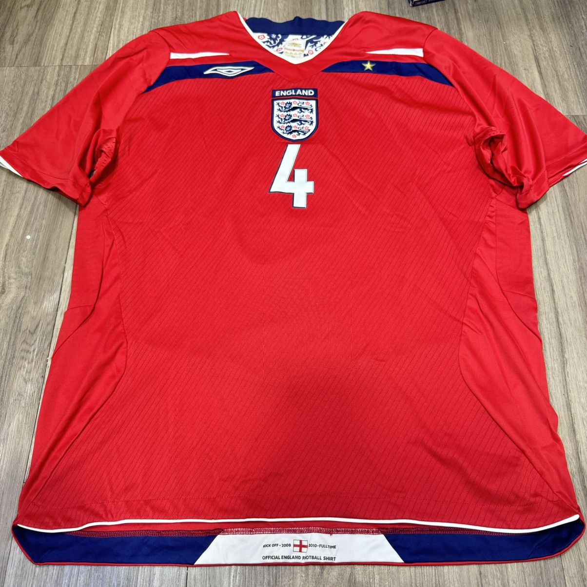 Umbro England 08/10 away shirt #4 Gerrard Size US XL / EU 56 / 4 - 1 Thumbnail