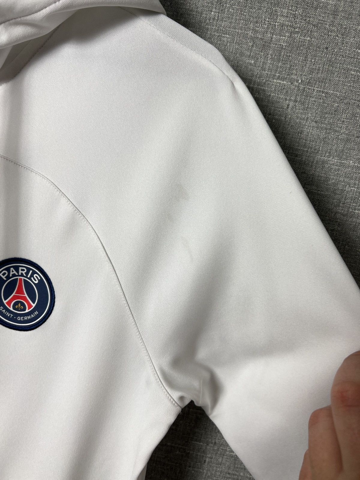 Nike 2022 Nike PARIS SAINT-GERMAIN Strike Zip Hoodie Training PSG Size US S / EU 44-46 / 1 - 4 Thumbnail