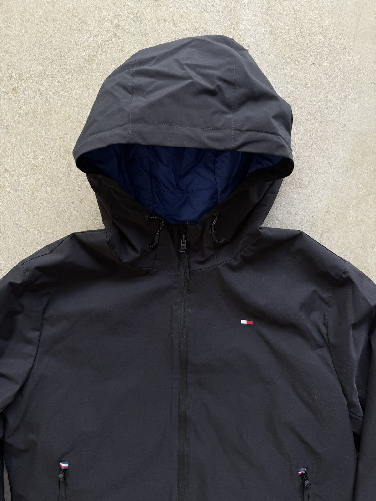 Tommy Hilfiger Tommy Hilfiger Shell Jacket Size US XL / EU 56 / 4 - 2 Thumbnail