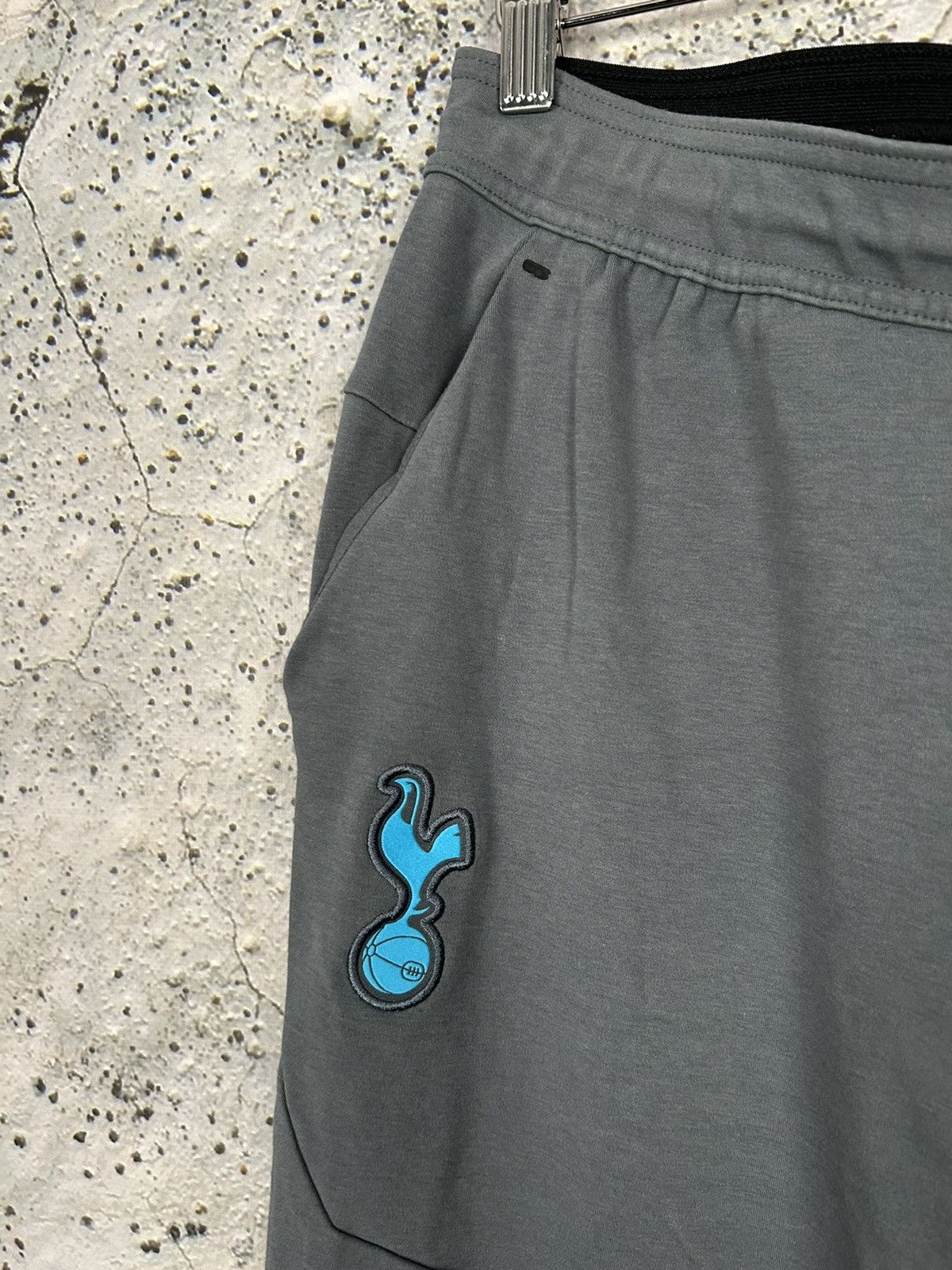 Nike Nike Tech Fleece SweatpantsTottenham Spurs Soccer Football Size US 34 / EU 50 - 4 Thumbnail