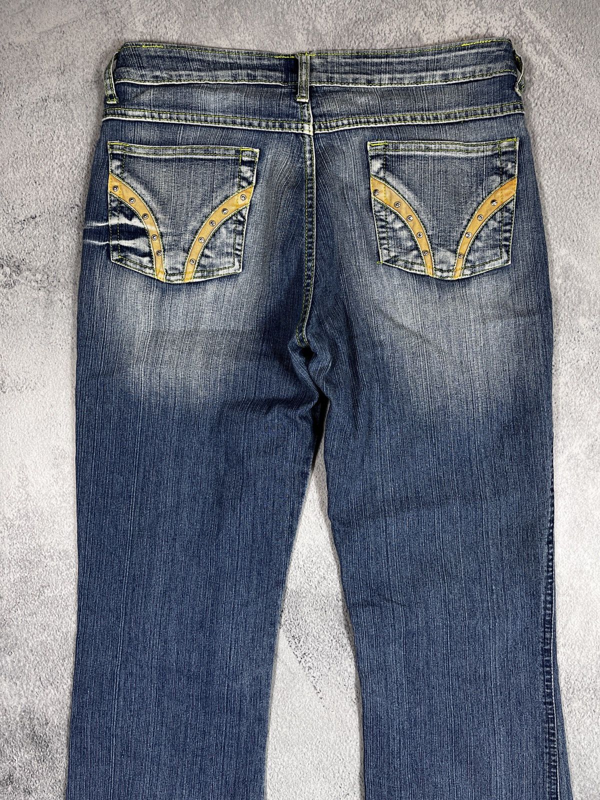 Vintage Vintage Y2K low rise Flared denim pants trousers size 28 Size 28" / US 6 / IT 42 - 6 Thumbnail
