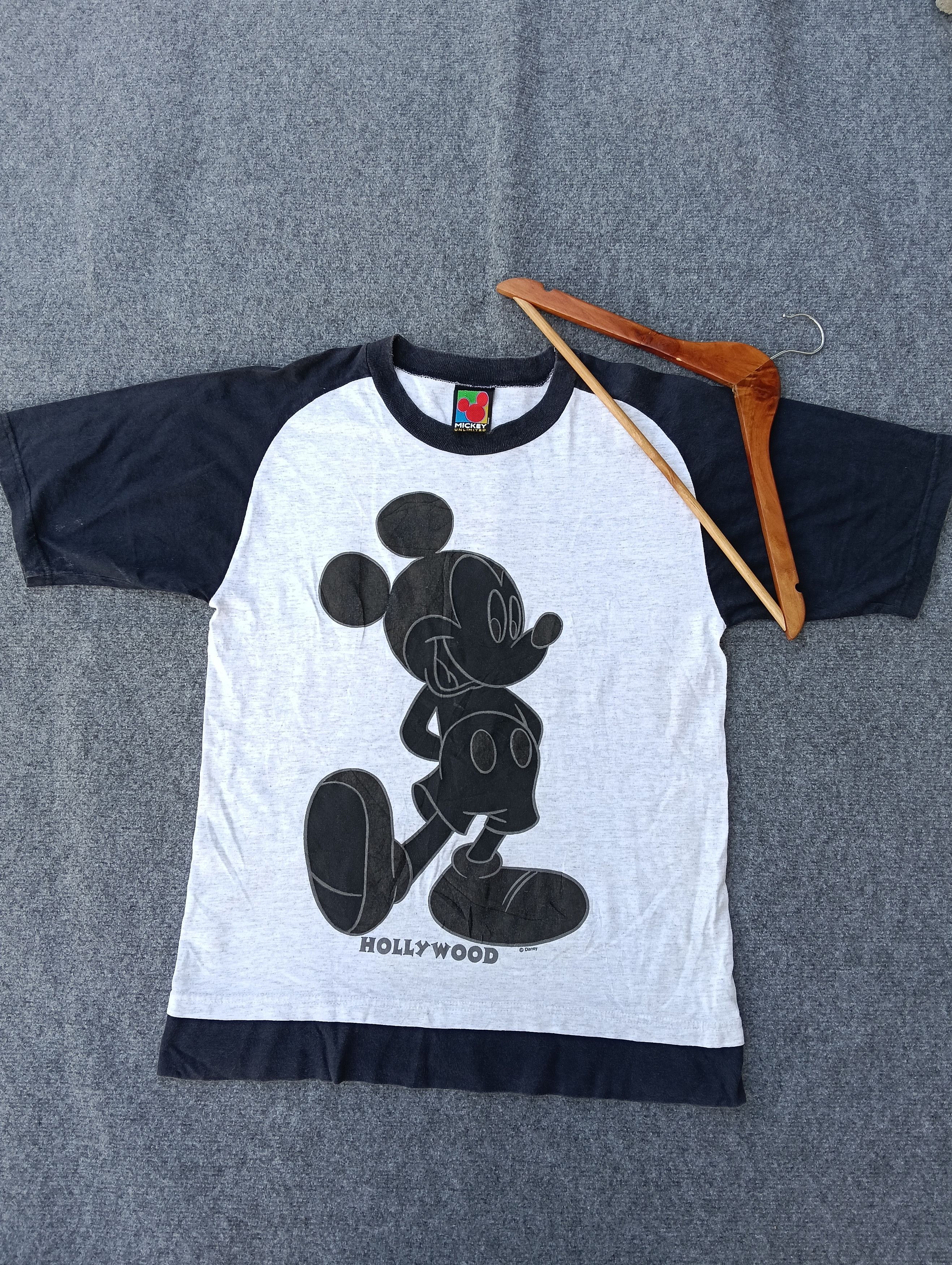 Mickey Mouse VINTAGE MICKEY MOUSE HOLLYWOOD. Size US M / EU 48-50 / 2 - 1 Thumbnail